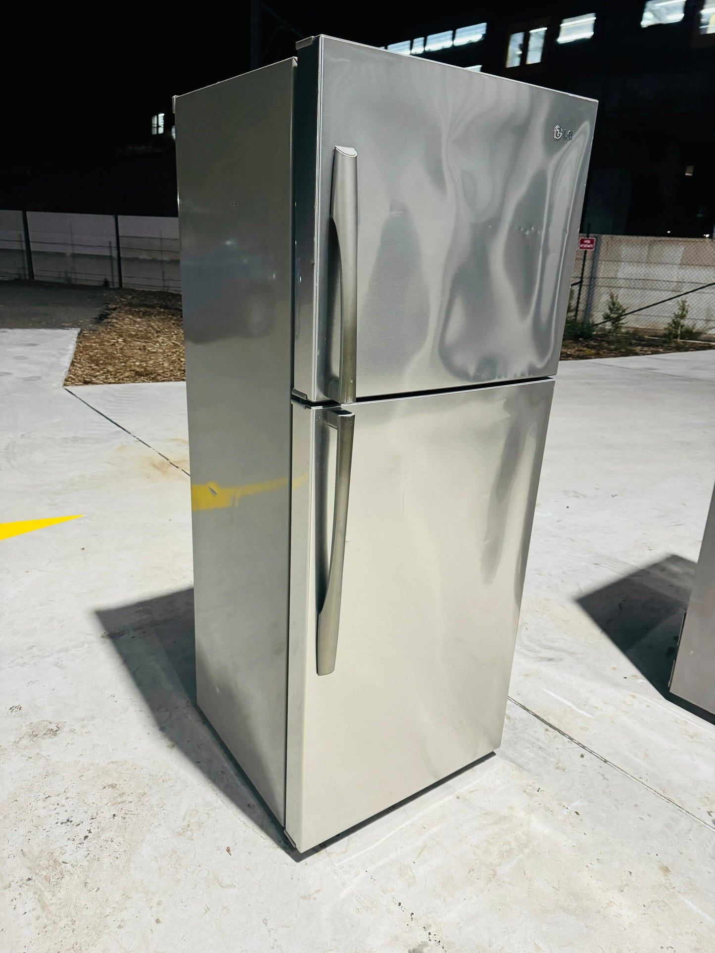 LG 422 LITRES FRIDGE FREEZER