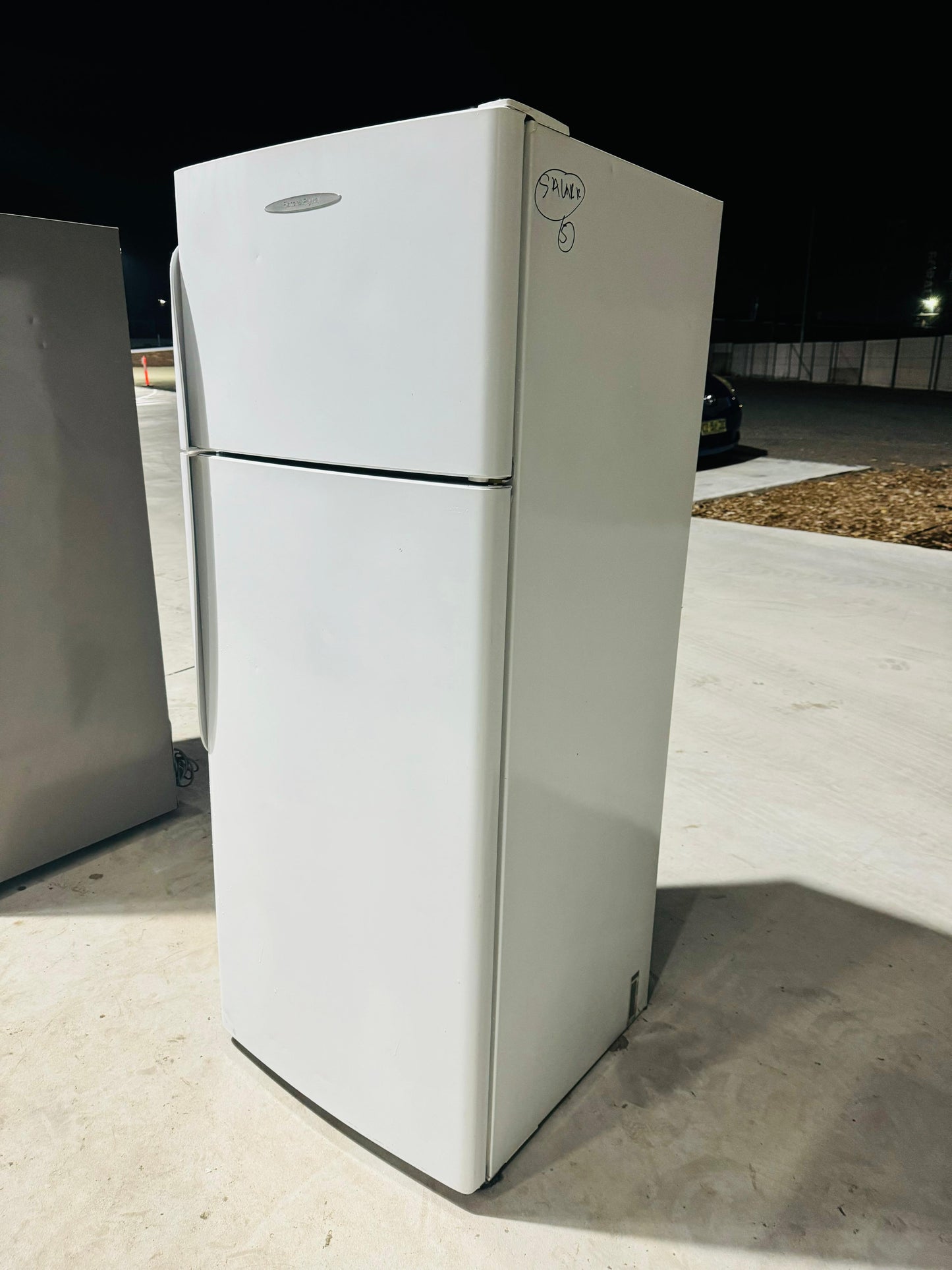 FISHER & PAYKEL 441 LITRES FRIDGE FREEZER