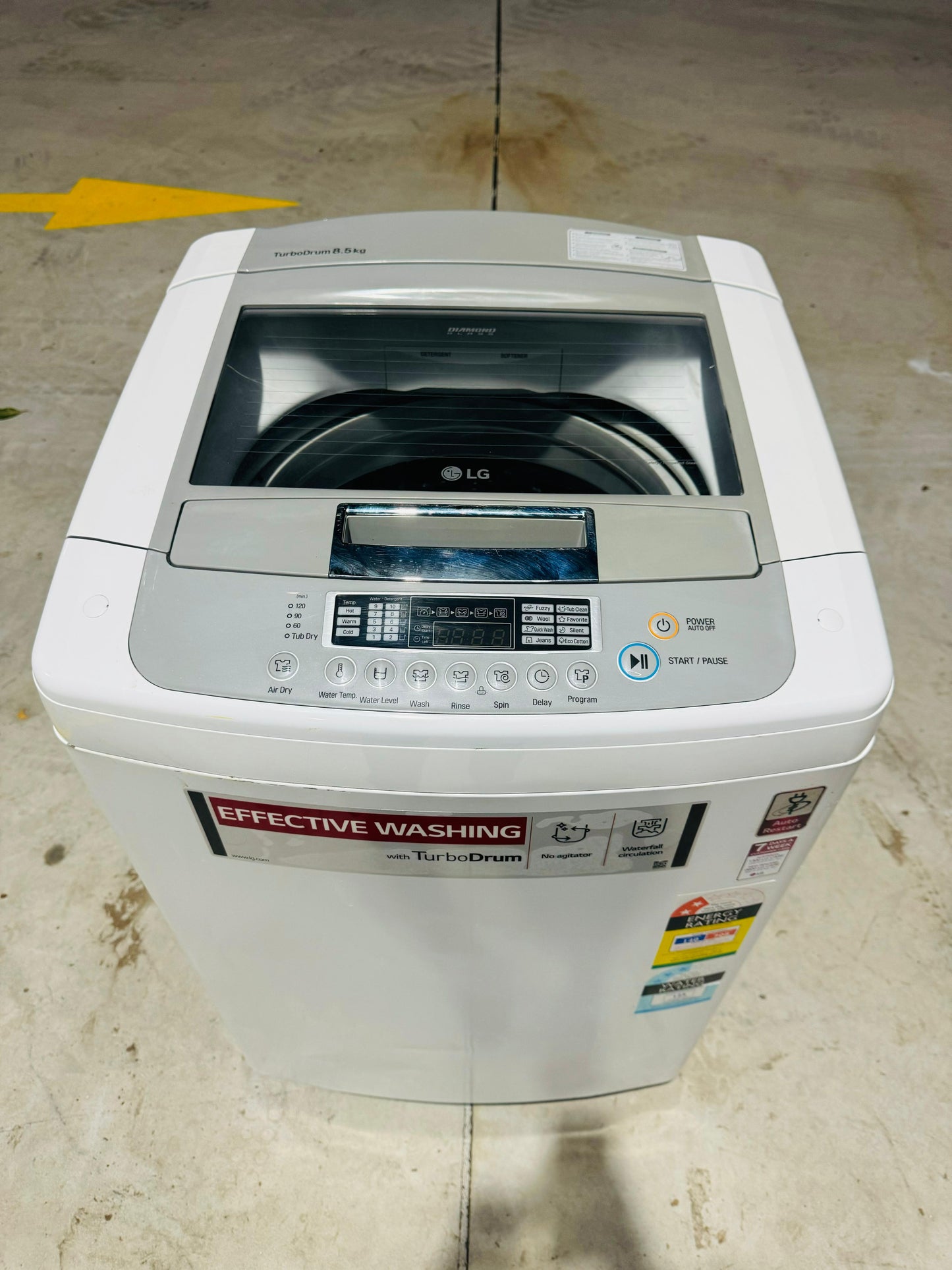 LG 8.5KGS  TOP LOADER WASHING MACHINE