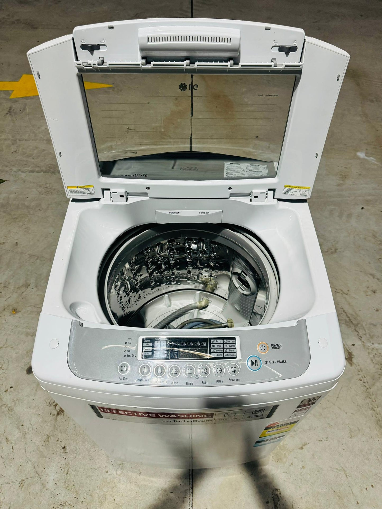 LG 8.5KGS  TOP LOADER WASHING MACHINE