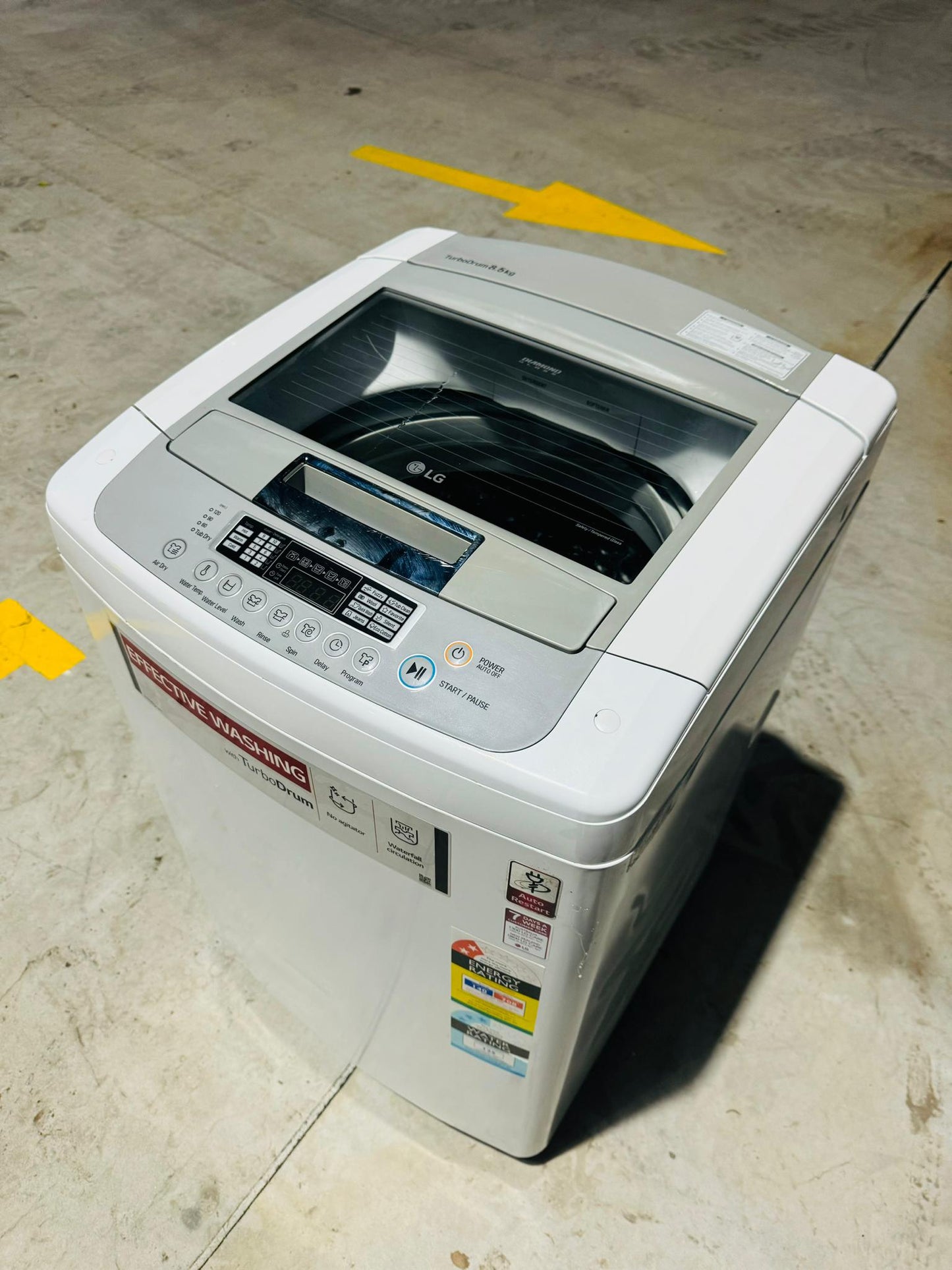 LG 8.5KGS  TOP LOADER WASHING MACHINE