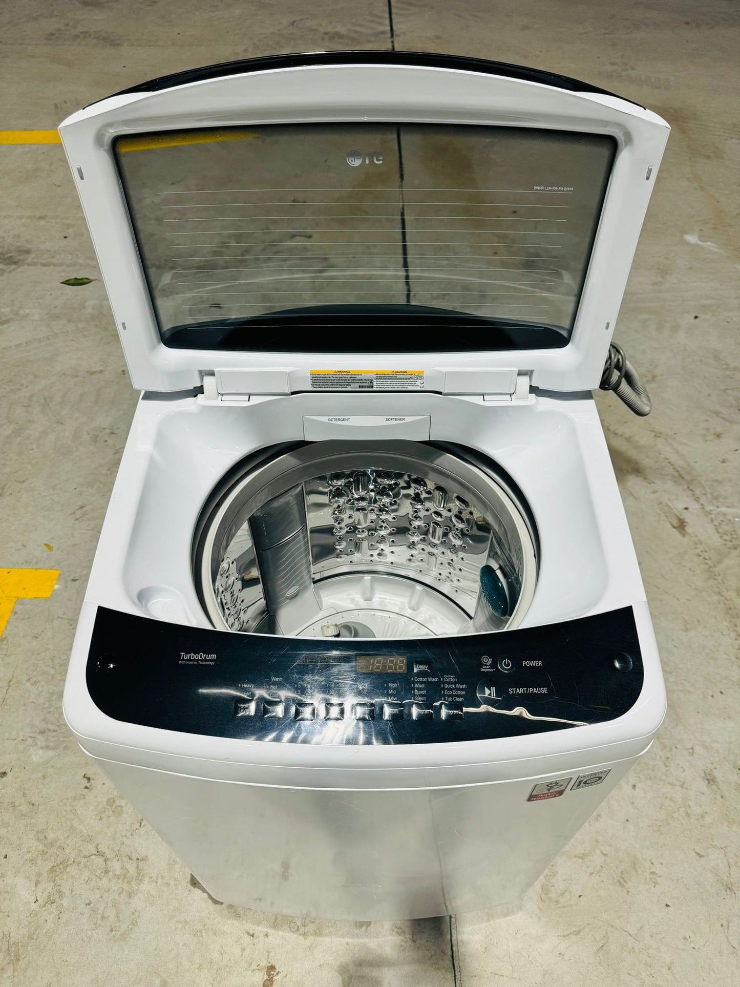 **LG 8.5 KGS Smart Inverter TOP LOADER WASHING MACHINE**