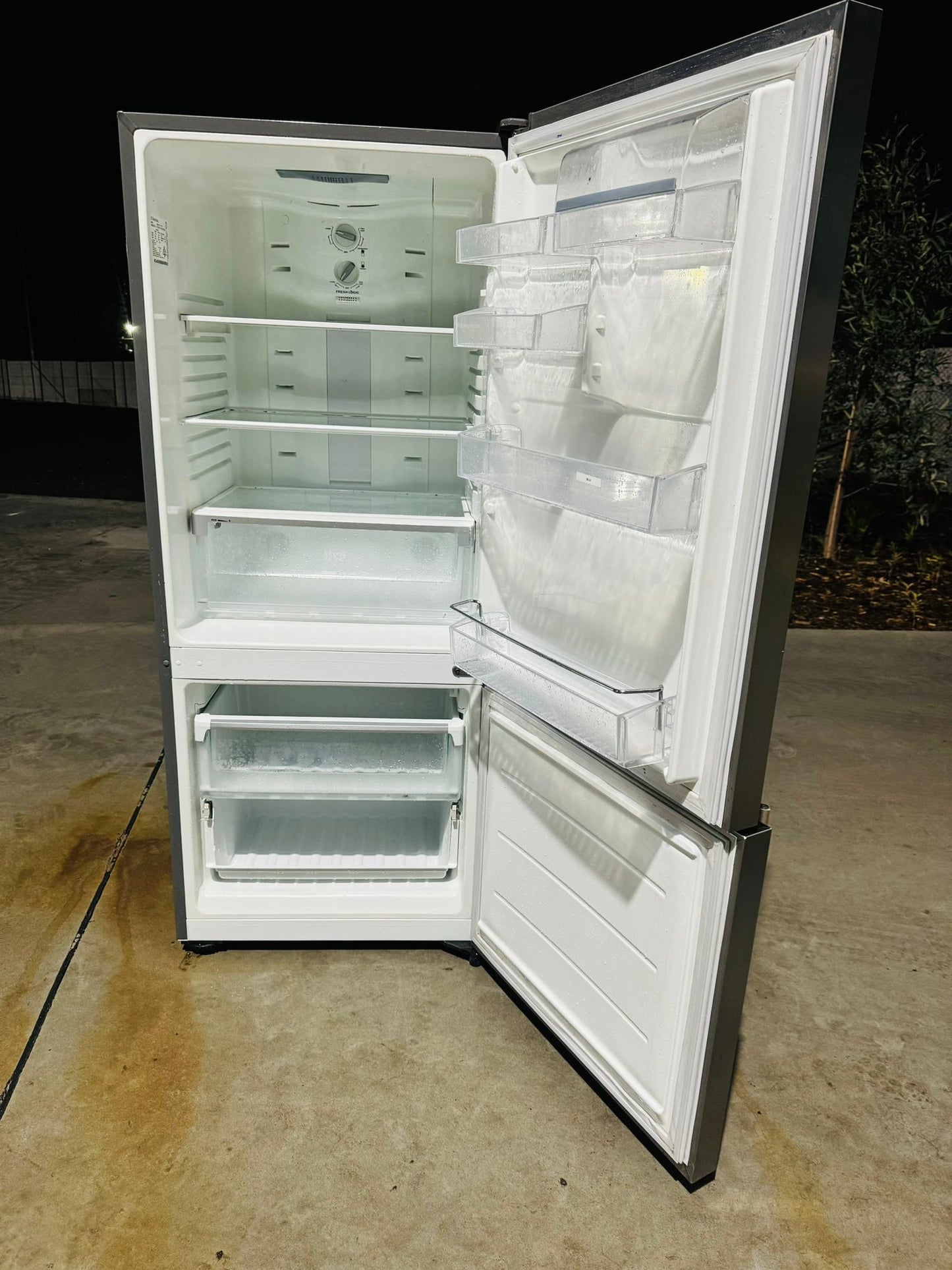 **ELECTROLUX 430 LITRES FRIDGE FREEZER**