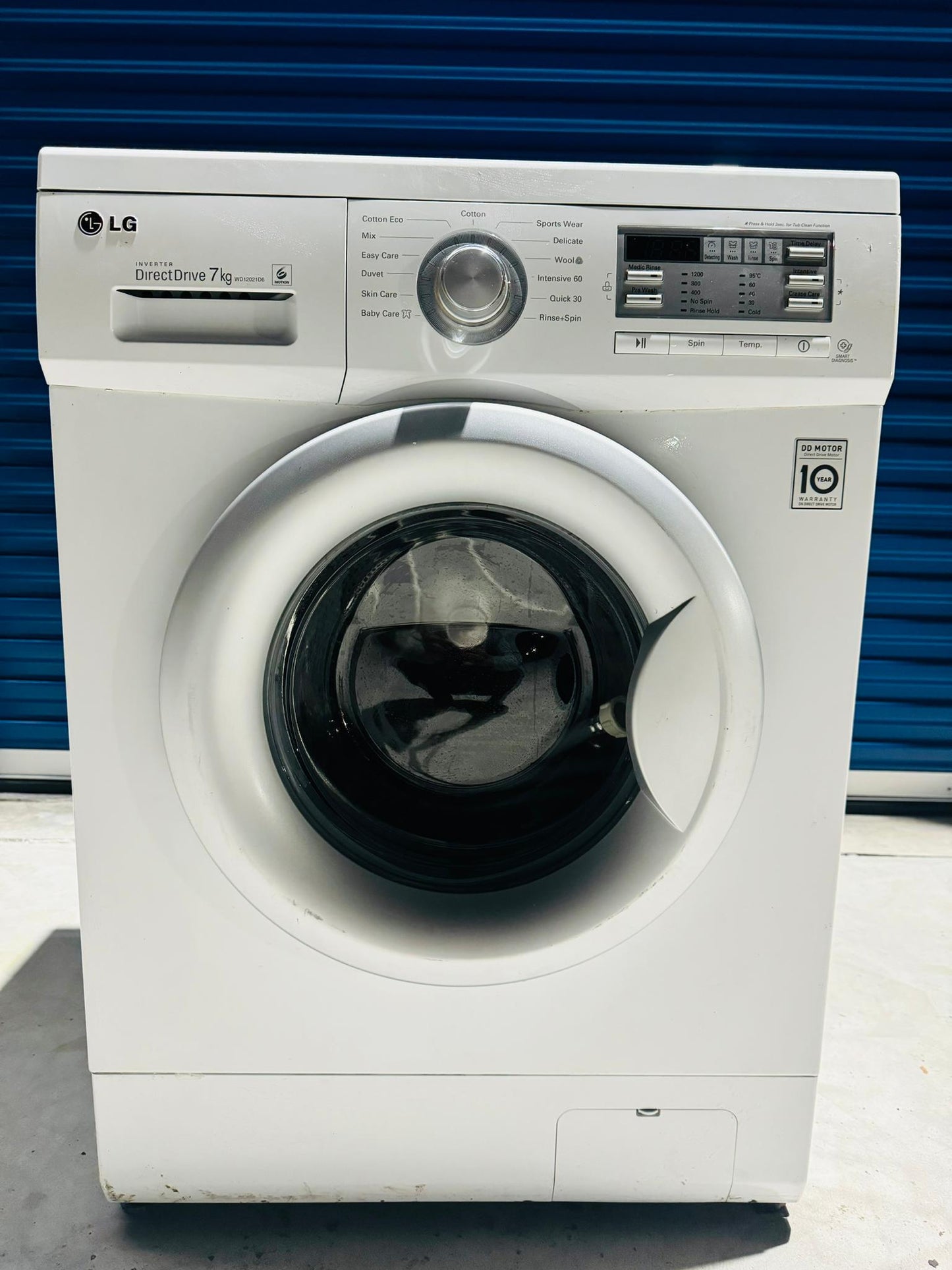 **LG 7KGS FRONT LOADER WASHING MACHINE**