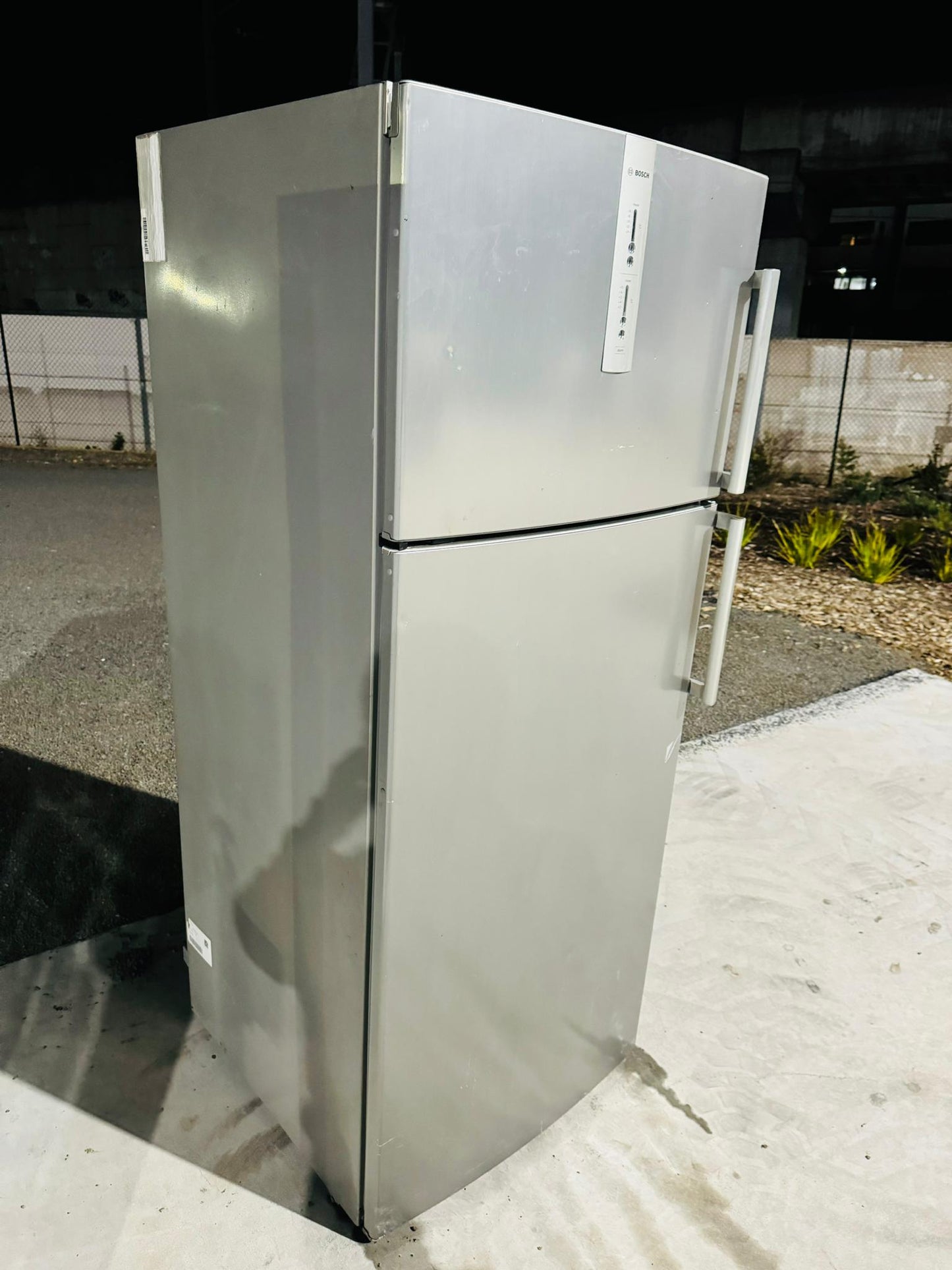 **BOSCH 456 LITRES FRIDGE FREEZER**