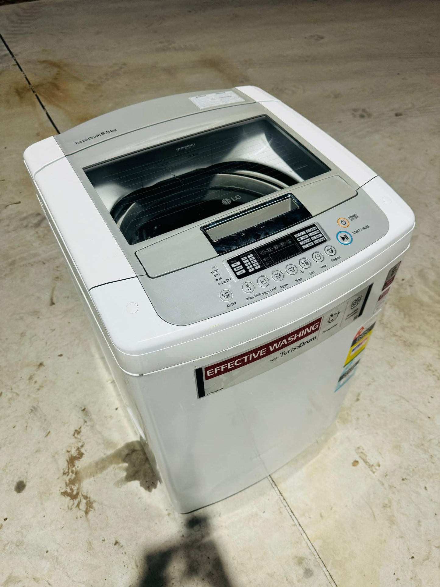 LG 8.5KGS  TOP LOADER WASHING MACHINE