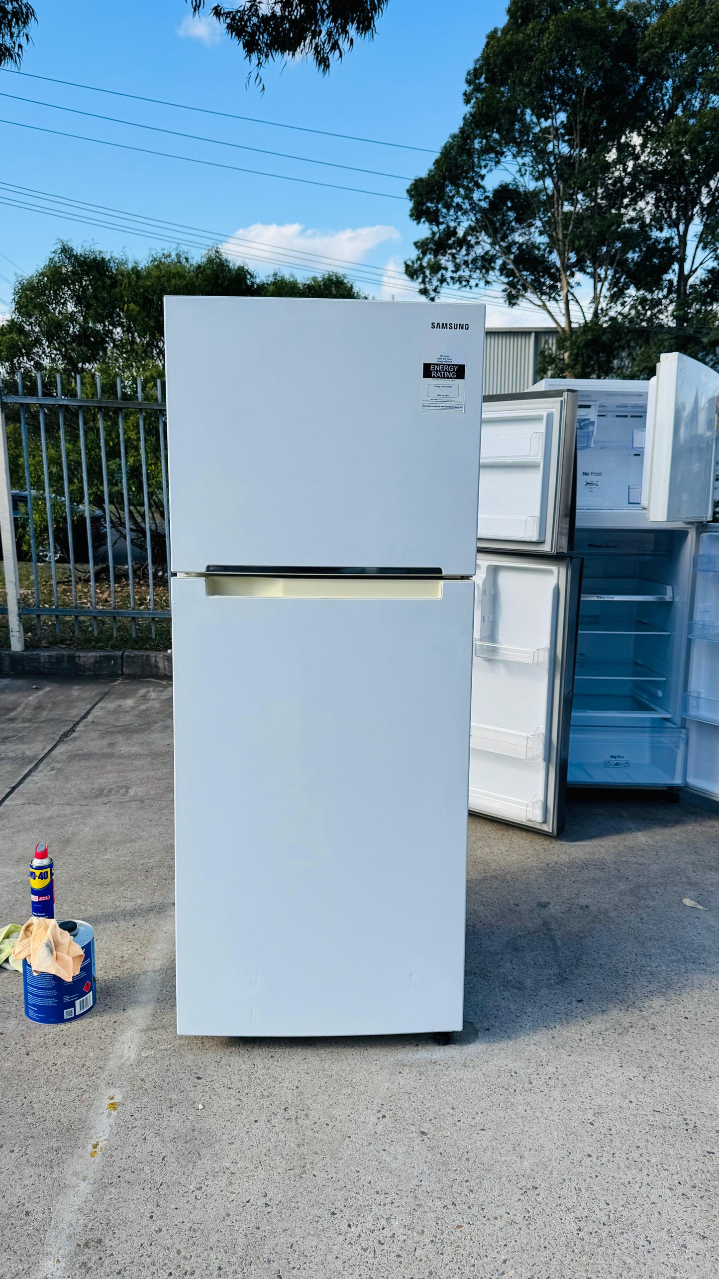 SAMSUNG 393 LITRES FRIDGE FREEZER