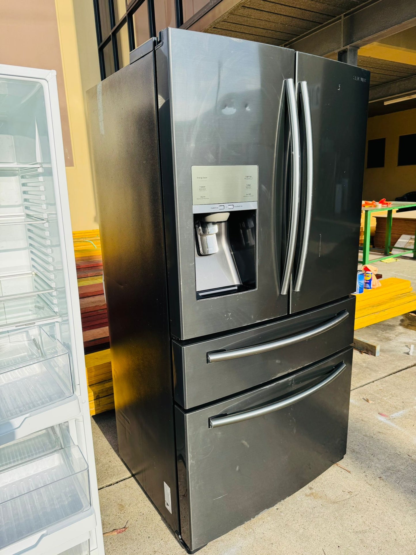 SAMSUNG 680 LITRES FRENCH DOOR FRIDGE FREEZER