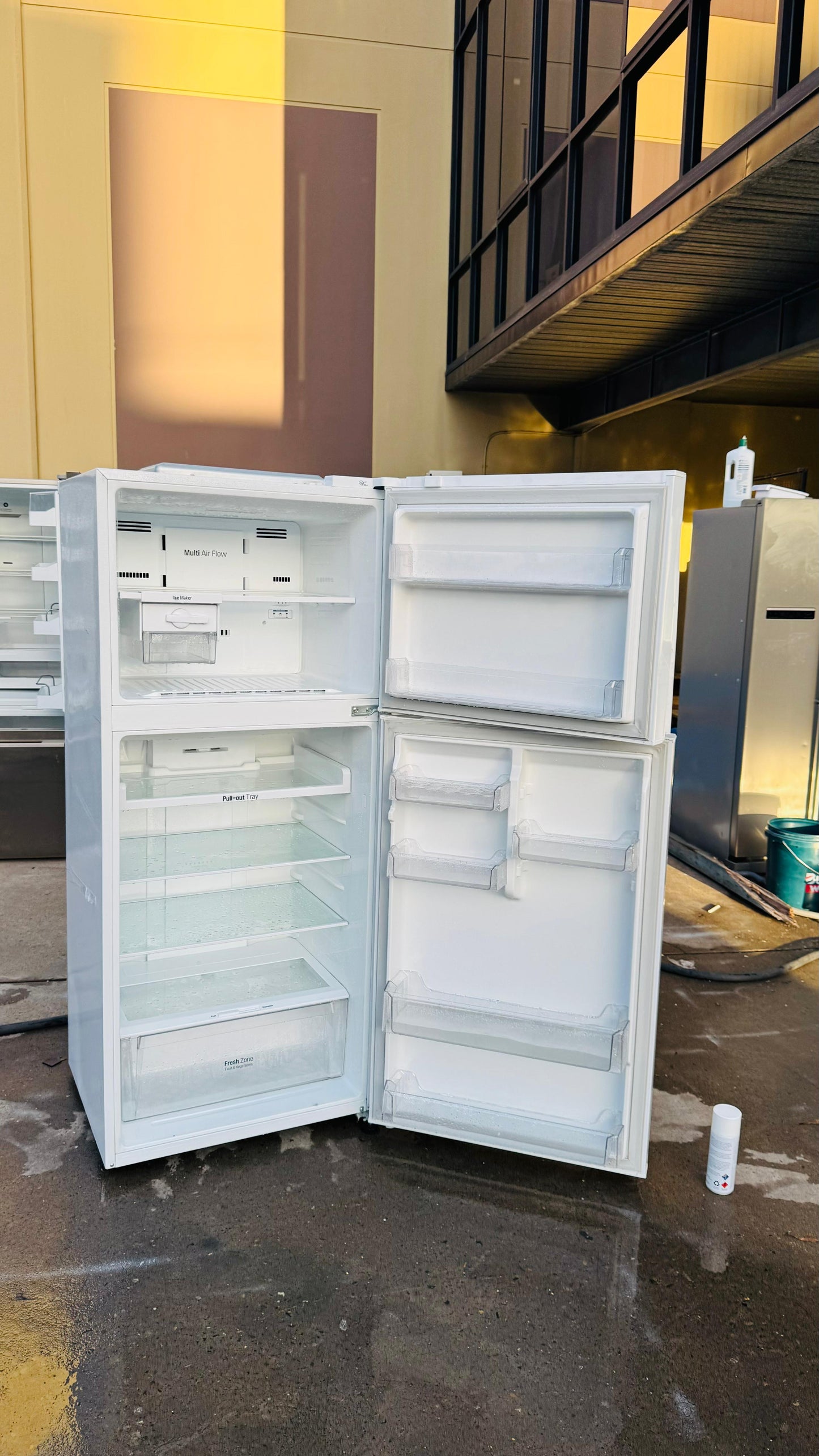 LG 441 LITRES FRIDGE FREEZER