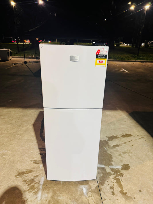 KELVINATOR 231 LITRES FRIDGE FREEZER