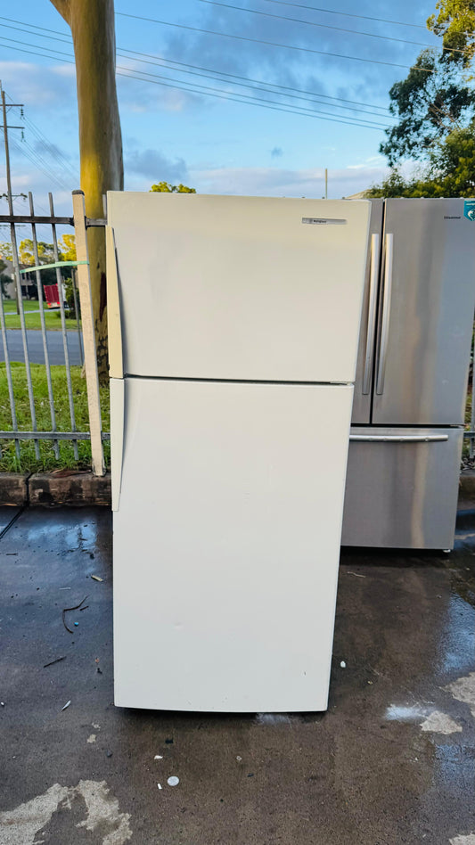 WESTINGHOUSE 416 LITRES FRIDGE FREEZER