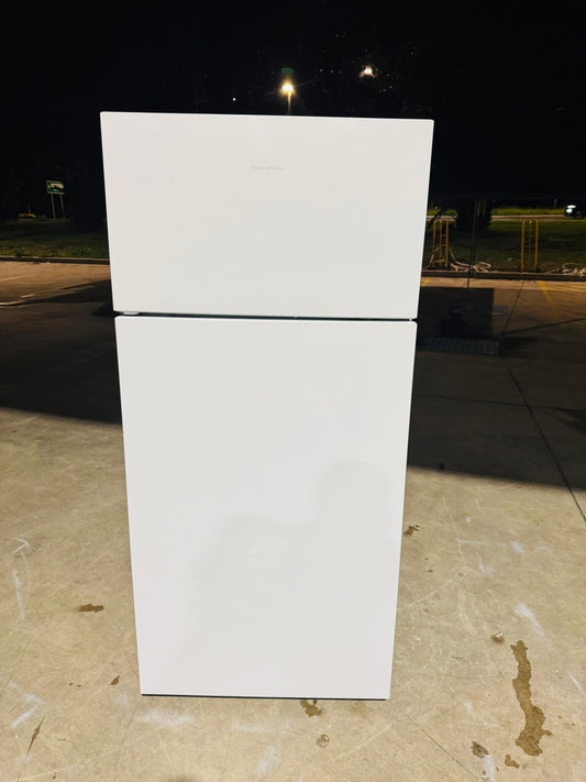 FISHER AND PAYKEL 517 LITRES FRIDGE FREEZER