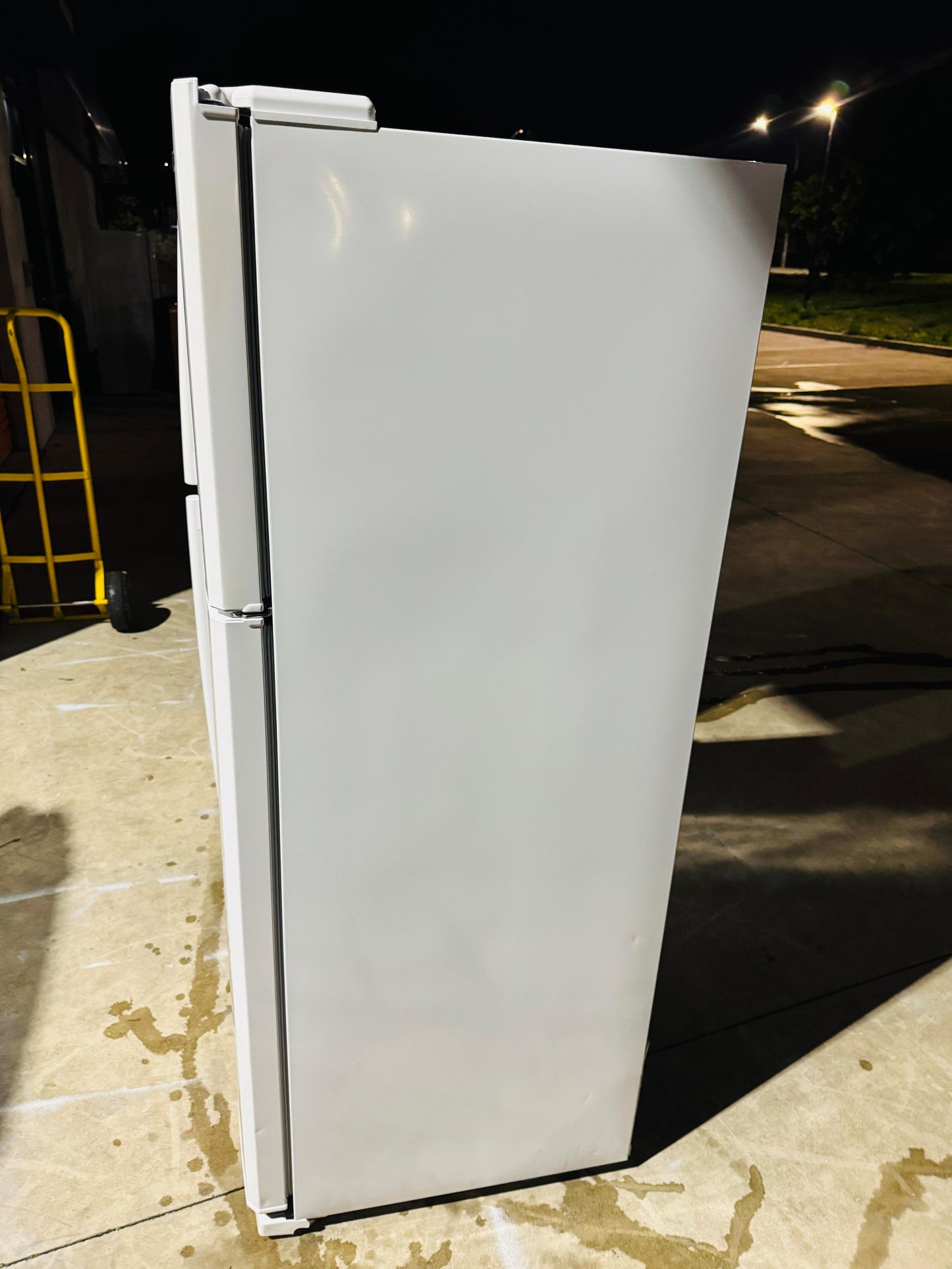 SAMSUNG 434 LITRES FRIDGE FREEZER