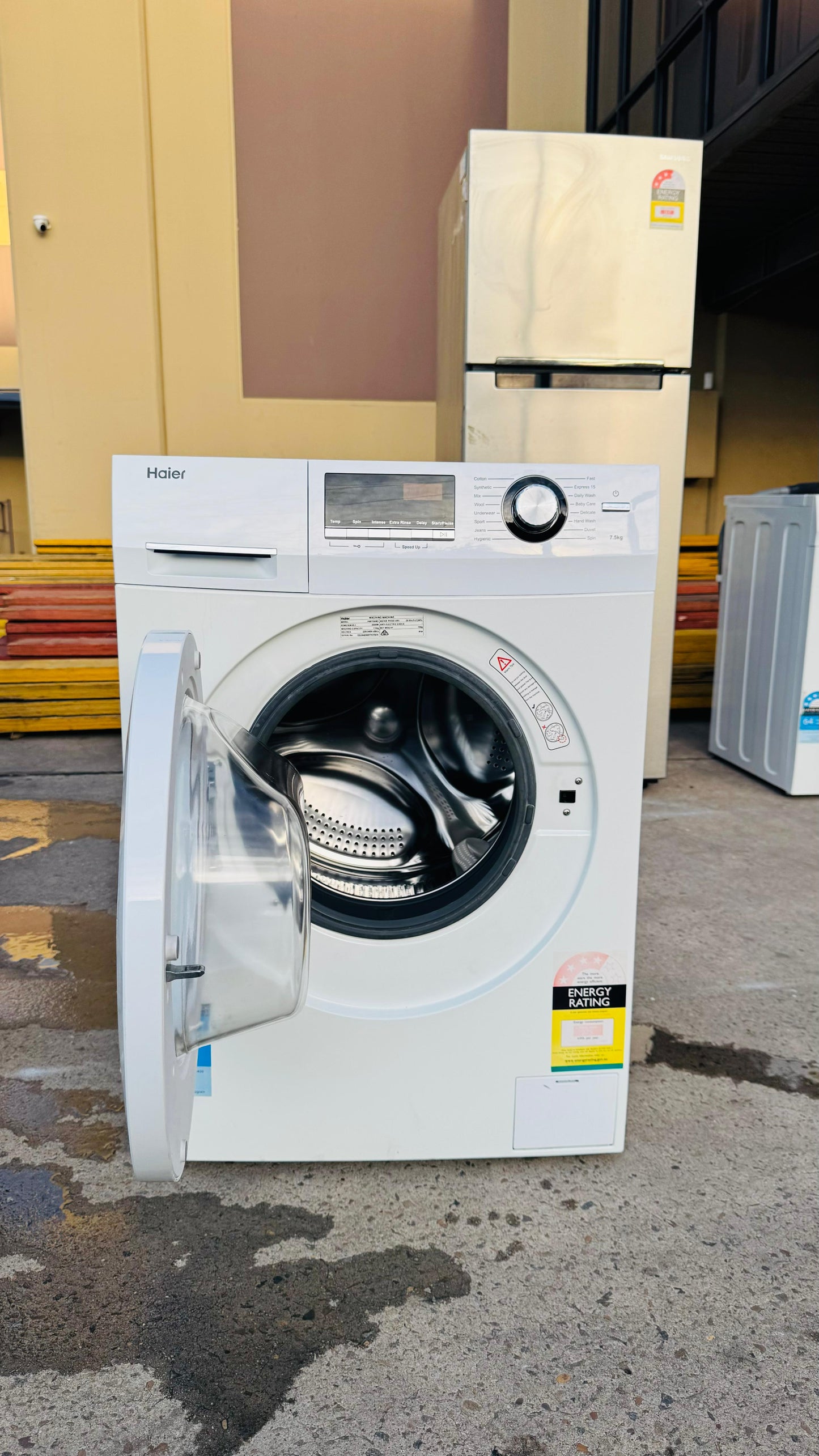 HAIER 7.5 KGS FRONT LOADER WASHING MACHINE