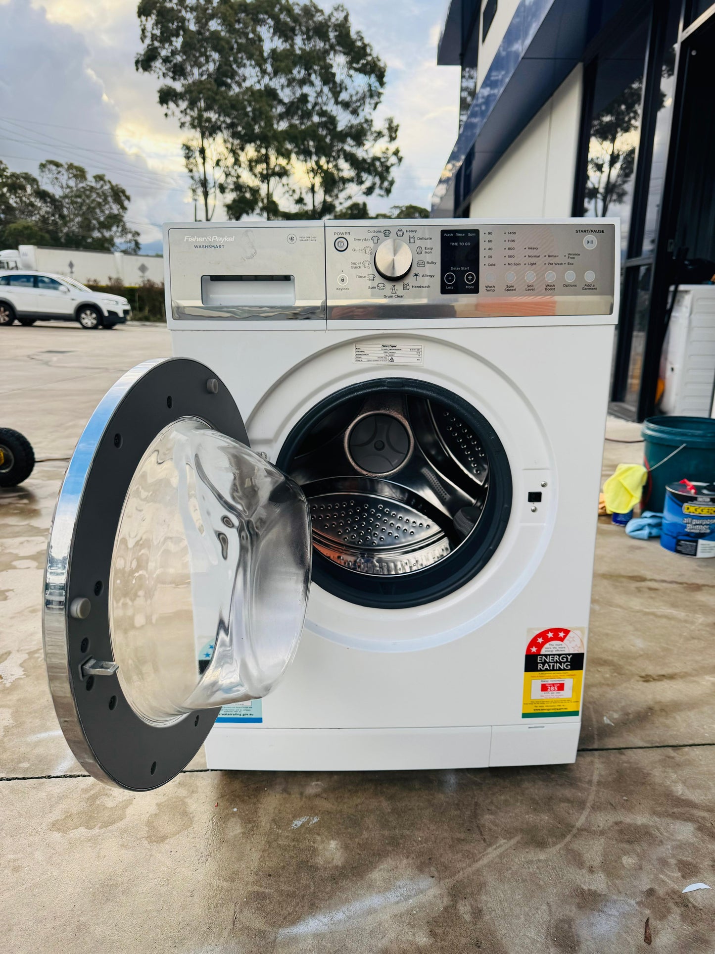 FISHER AND PAYKEL 7.5 KGS FRONT LOADER WASHING MACHINE