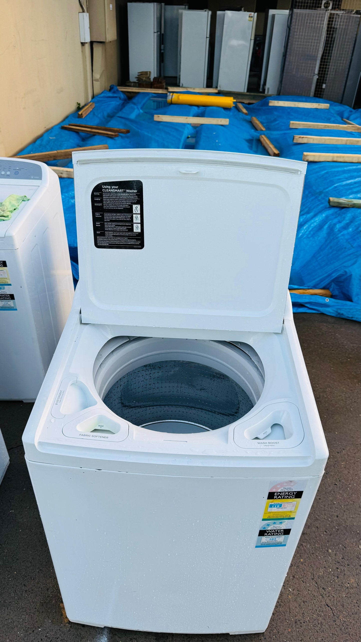 FISHER AND PAYKEL 10KGS TOP LOADER WASHING MACHINE