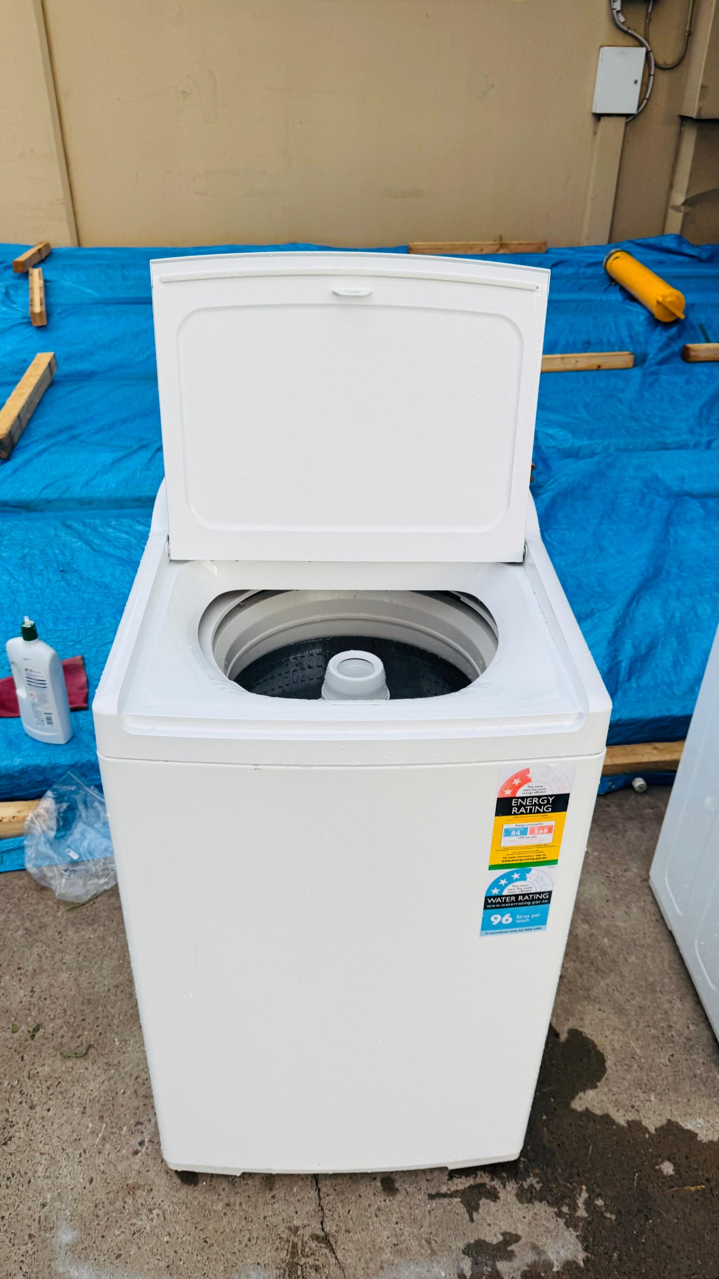 FISHER AND PAYKEL 8.5KGS TOP LOADER WASHING MACHINE