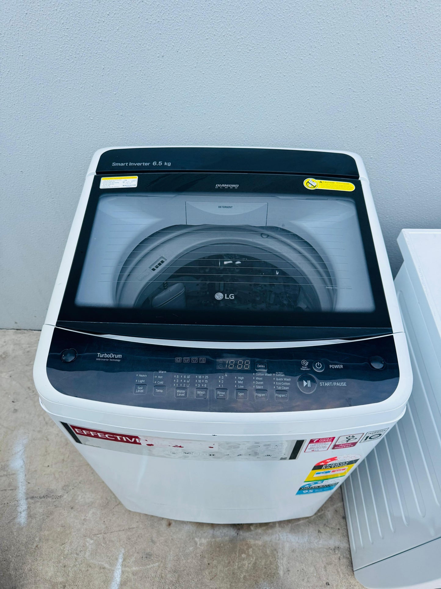 LG 6.5 KGS TOP LOADER WASHING MACHINE
