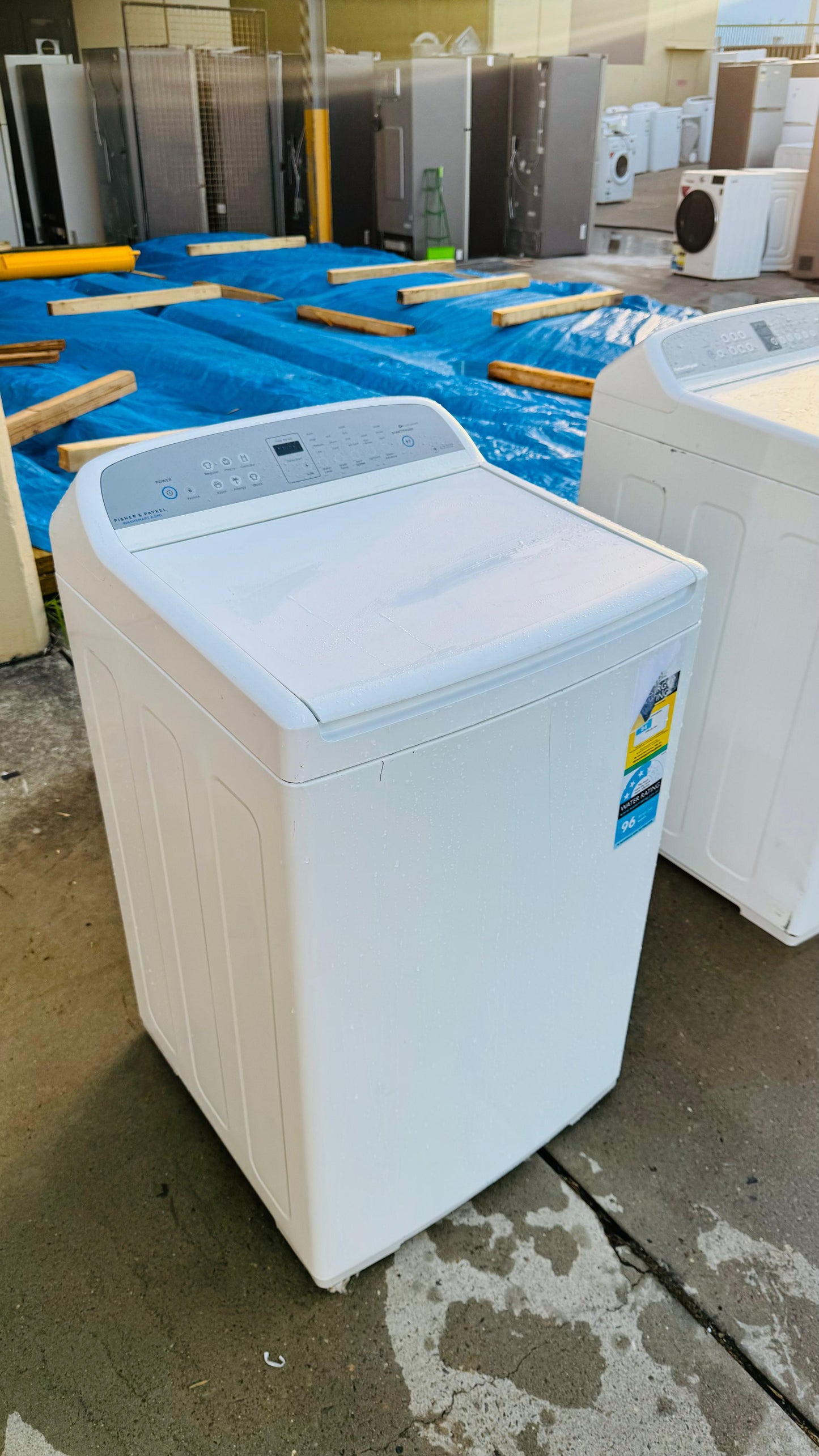 FISHER AND PAYKEL 8.5KGS TOP LOADER WASHING MACHINE