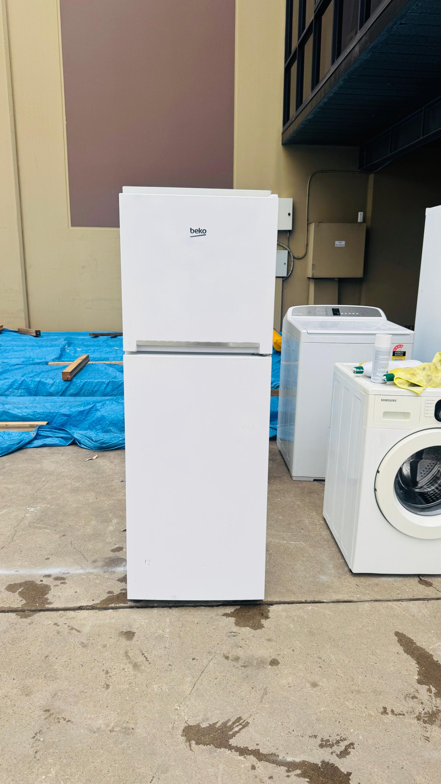 BEKO 245 LITRES FRIDGE FREEZER