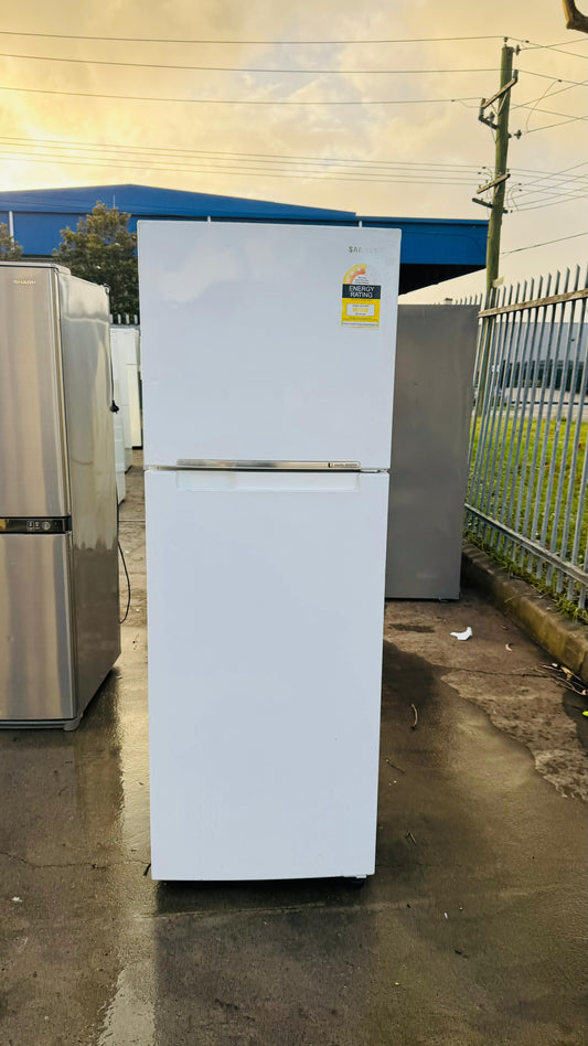 SAMSUNG 343 LITRES FRIDGE FREEZER