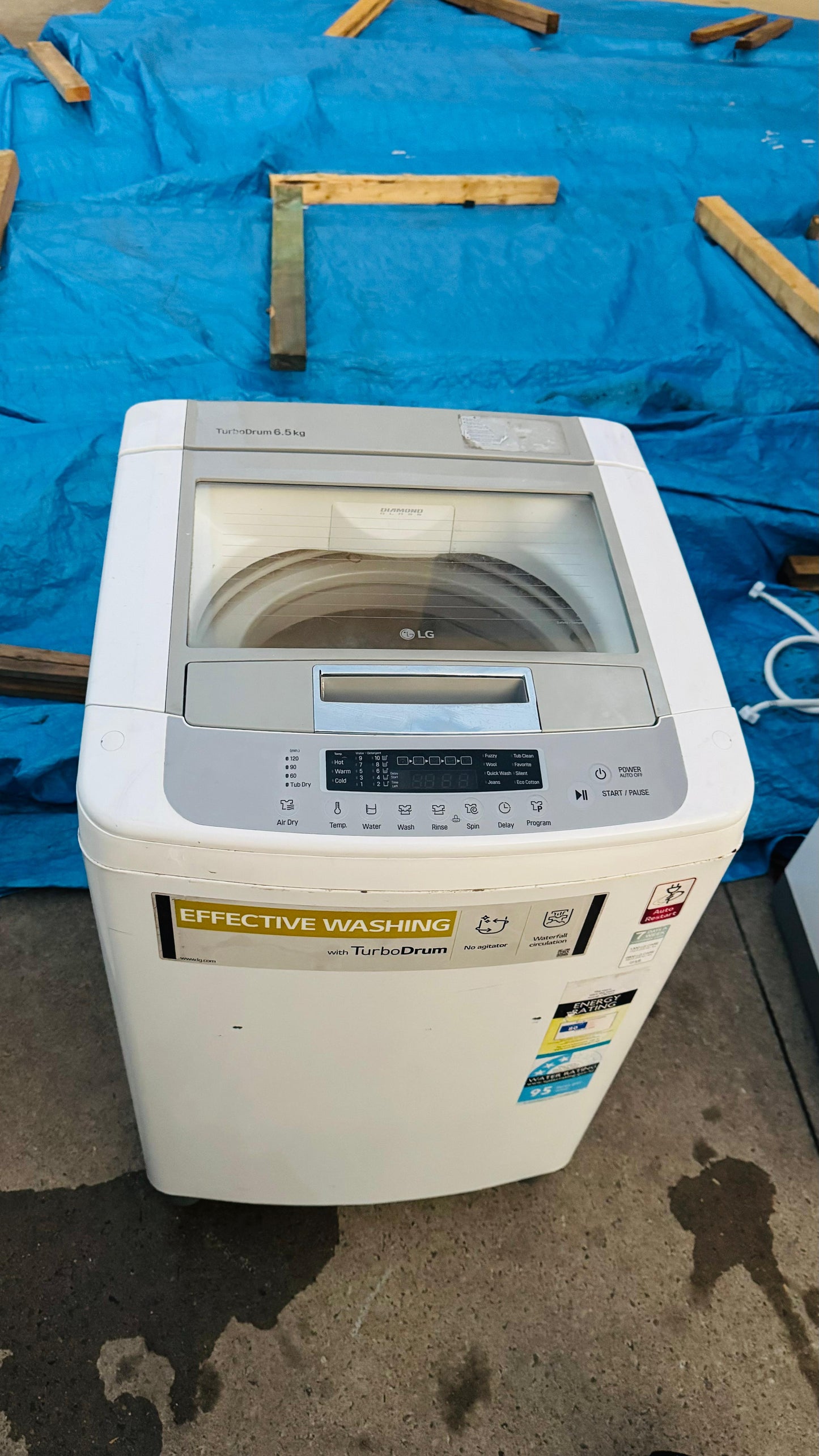 LG 6.5KGS TOP LOADER WASHING MACHINE