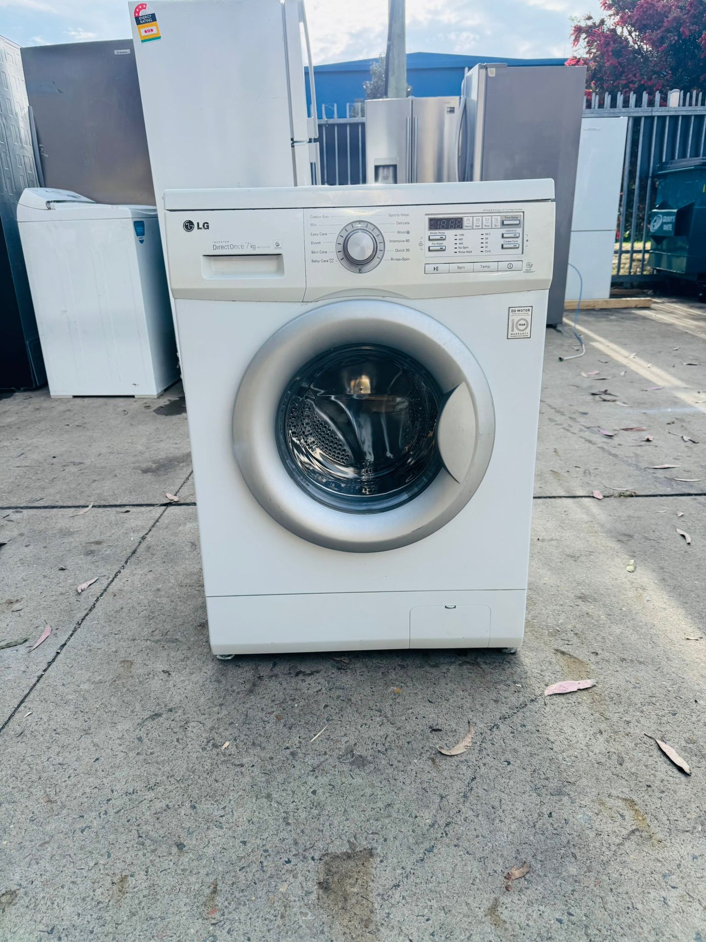 LG 7.5KGS FRONT LOADER WASHING MACHINE