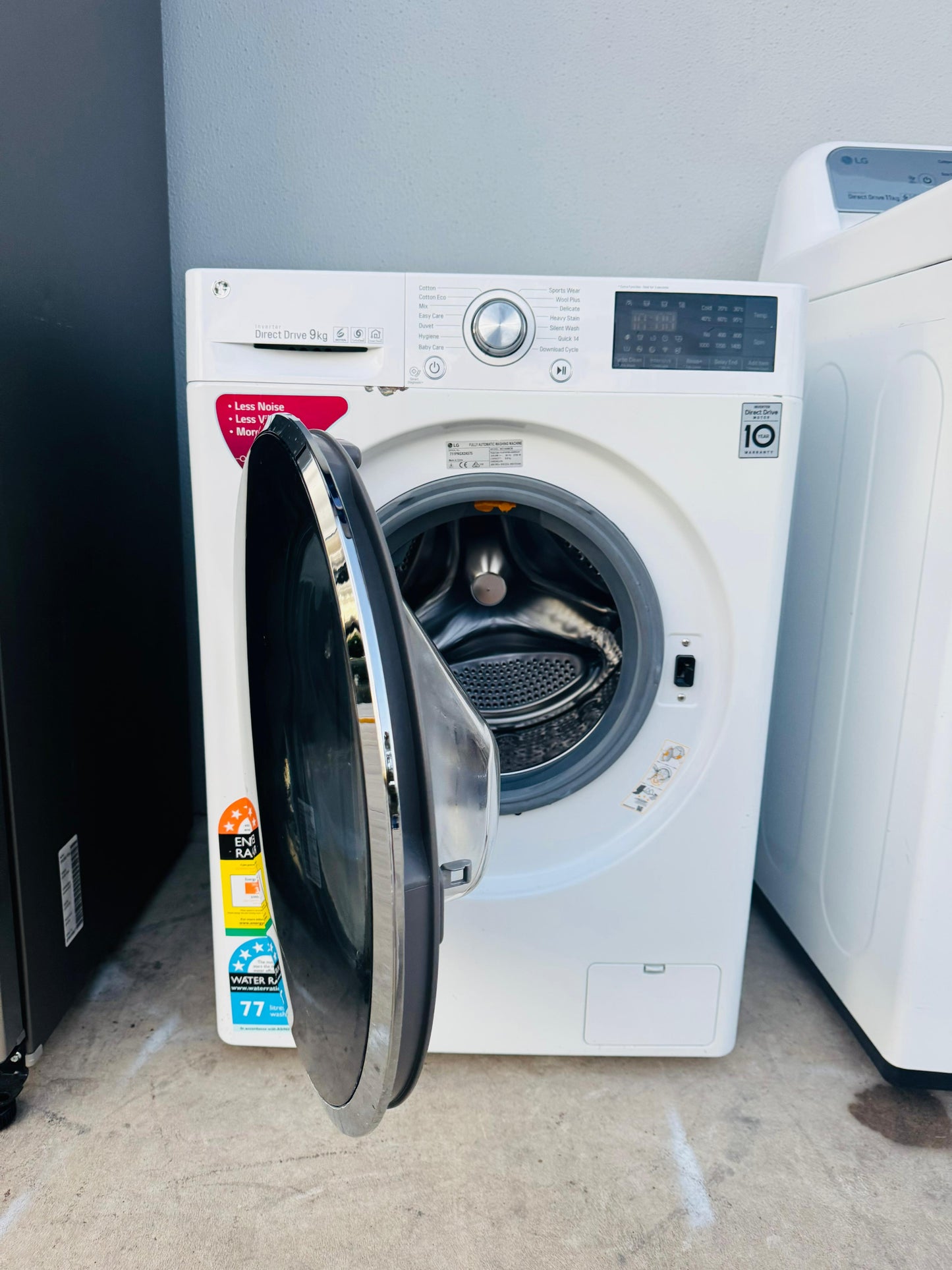 LG 9KGS FRONT LOADER WASHING MACHINE