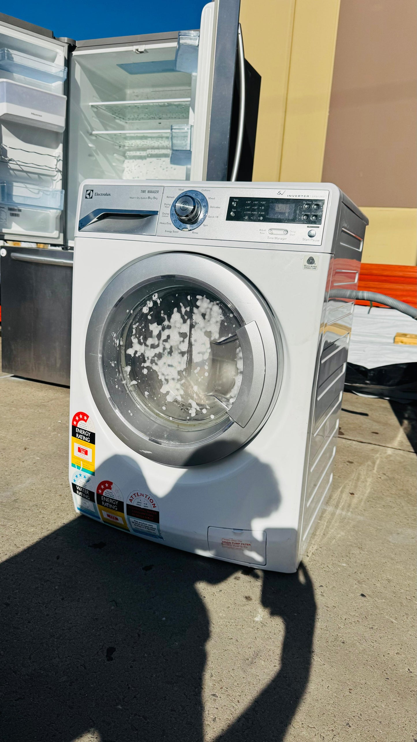 ELECTROLUX 8KGS FRONT LOADER WASHING MACHINE