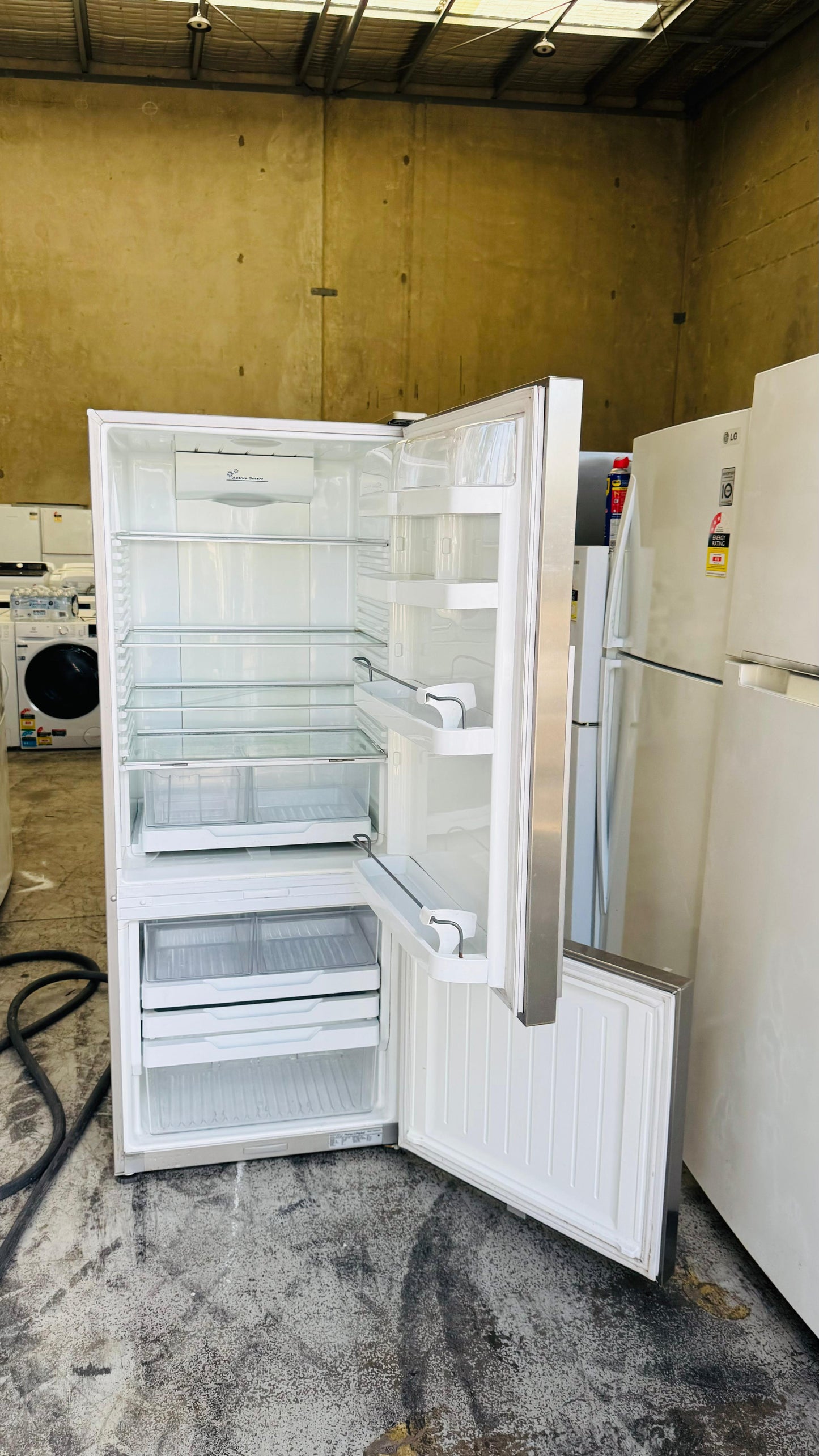 FISHER AND PAYKEL 447 LITRES FRIDGE FREEZER