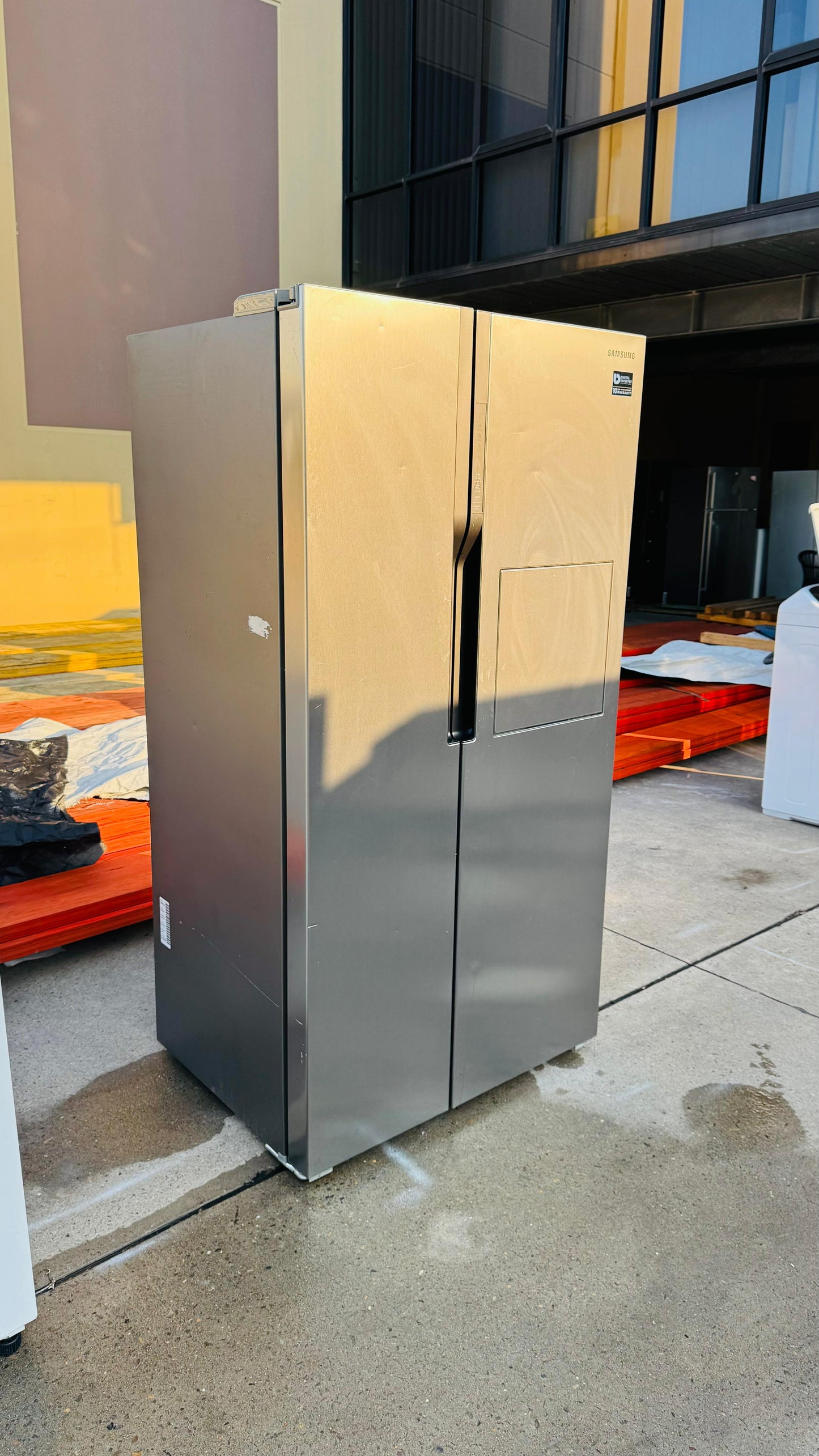 SAMSUNG 603 LITRES SIDE BY SIDE DOOR FRIDGE FREEZER