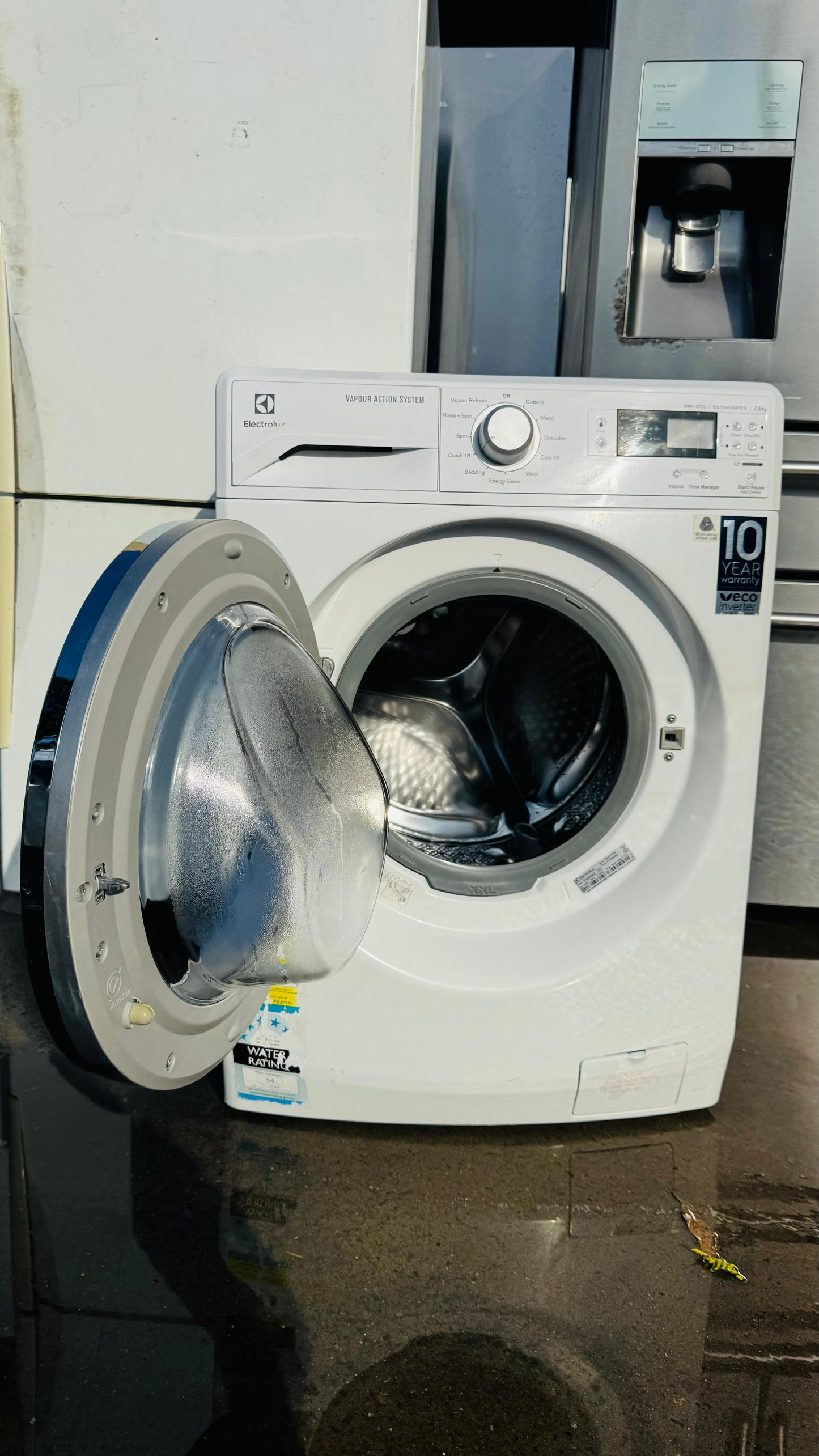 ELECTROLUX 7.5KGS FRONT LOADER WASHING MACHINE