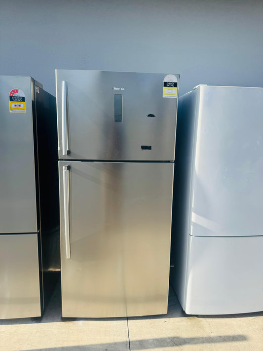 HISENSE 534 LITRES FRIDGE FREEZER