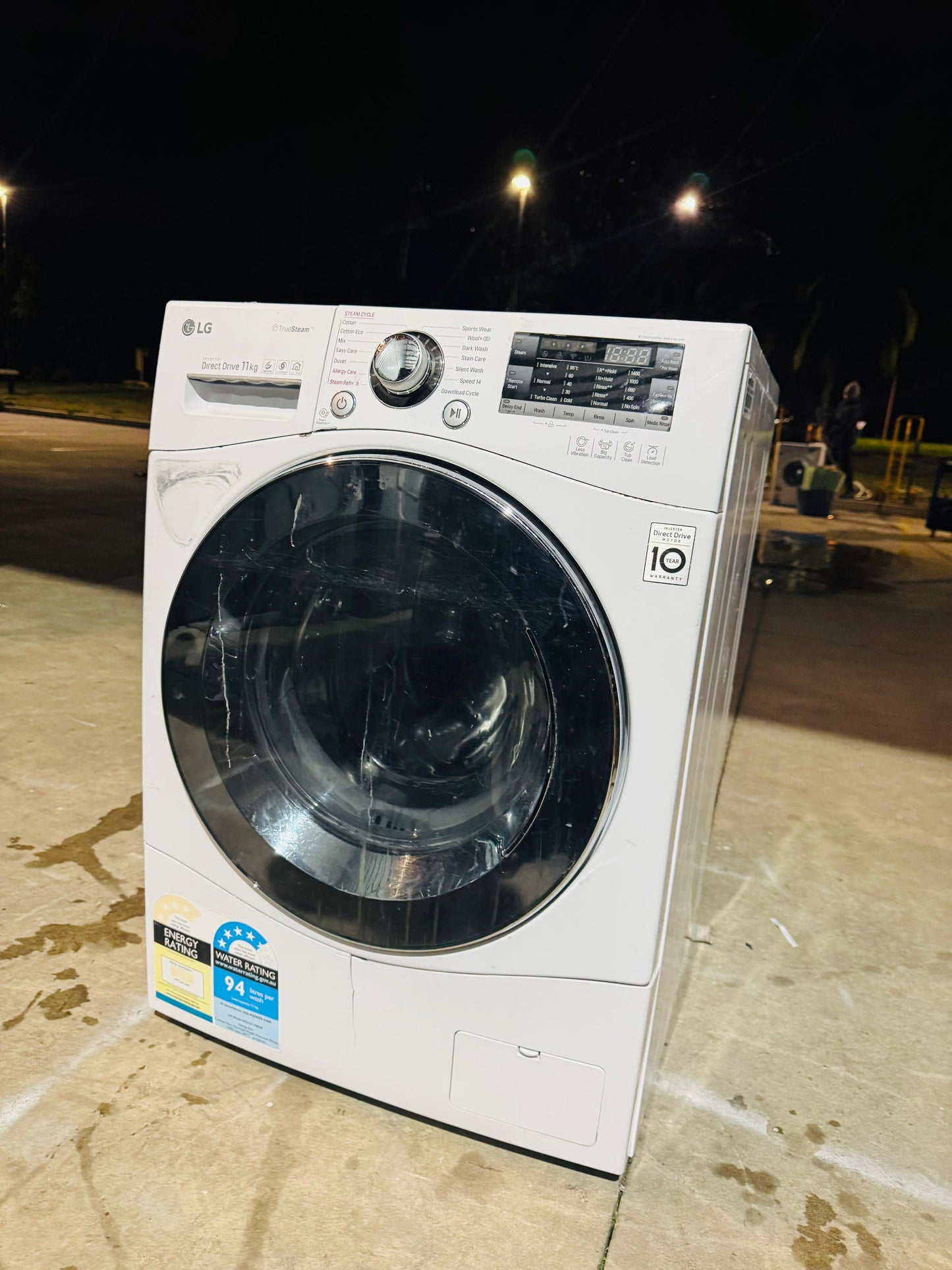 LG 11 KGS FRONT LOADER WASHING MACHINE