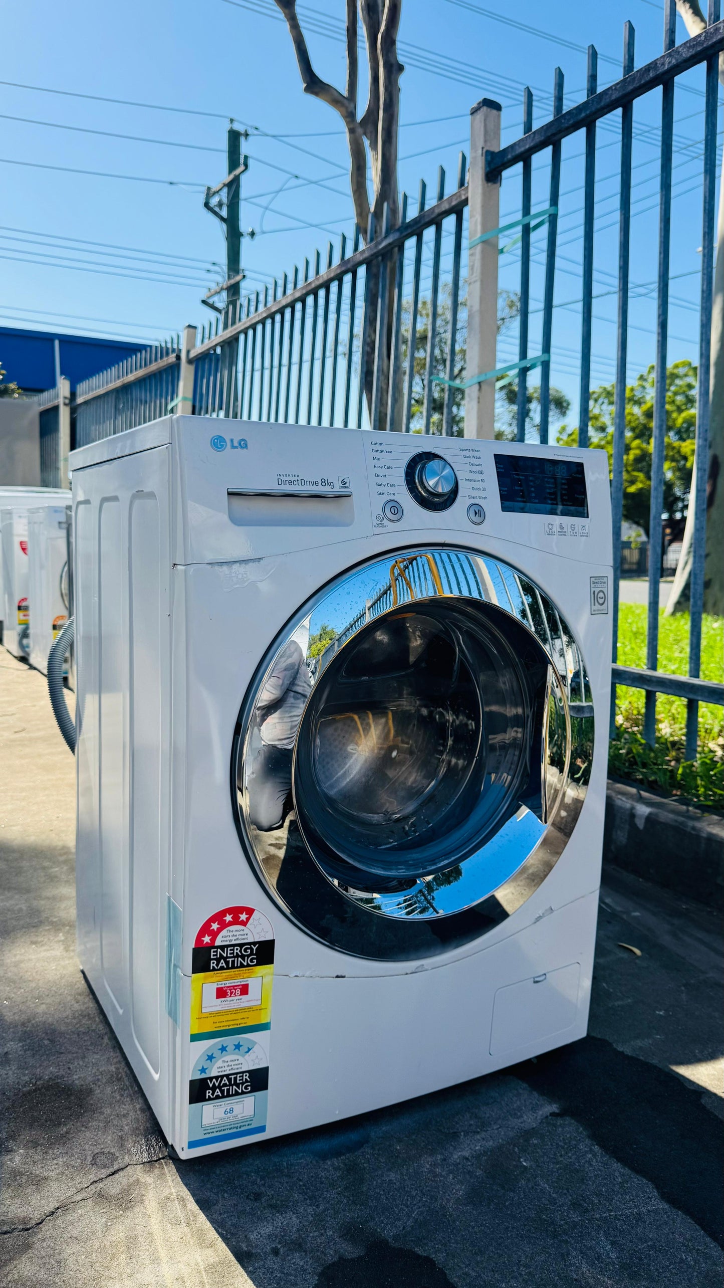 LG 8KGS FRONT LOADER WASHING MACHINE