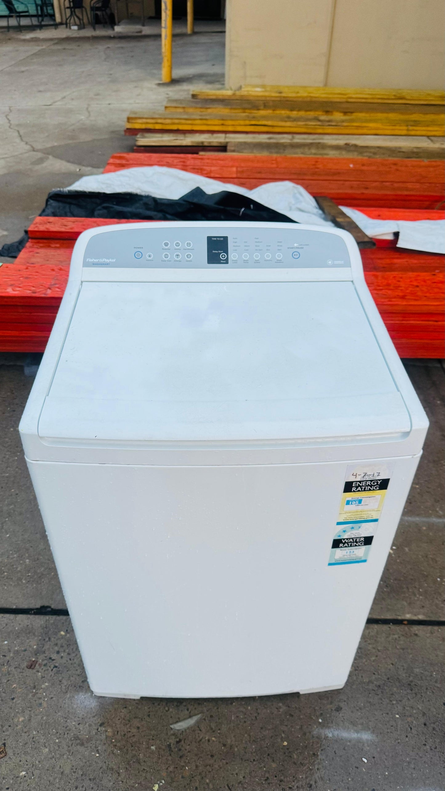 FISHER AND PAYKEL 10KGS TOP LOADER WASHING MACHINE