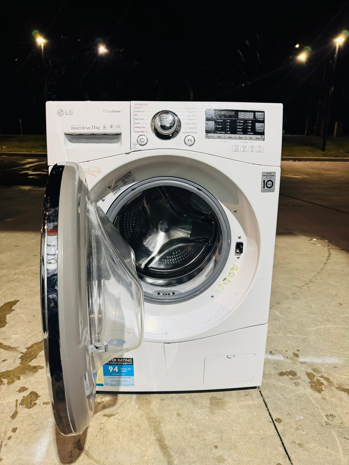 LG 11 KGS FRONT LOADER WASHING MACHINE