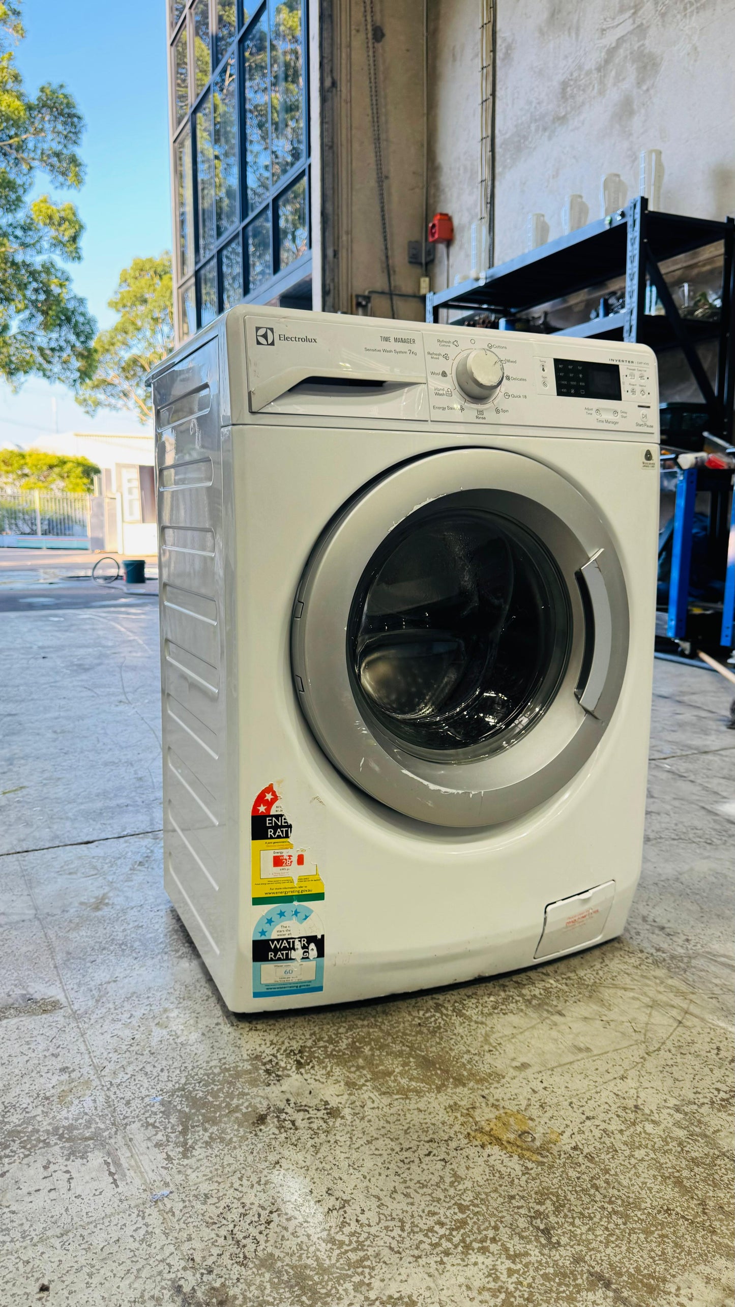 ELECTROLUX 7KGS FRONT LOADER WASHING MACHINE