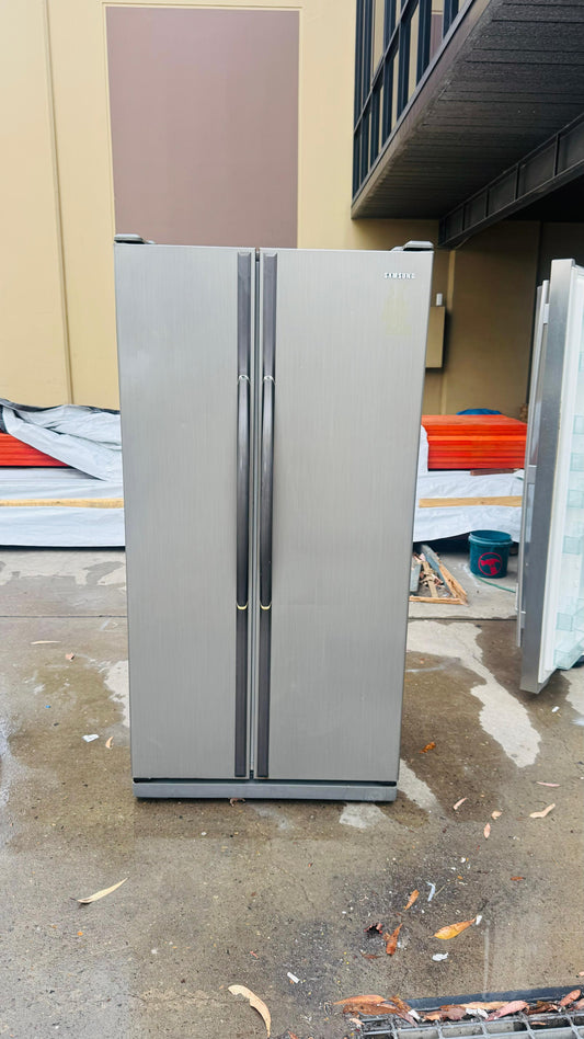 SAMSUNG 535 LITRES SIDE BY SIDE DOOR FRIDGE FREEZER