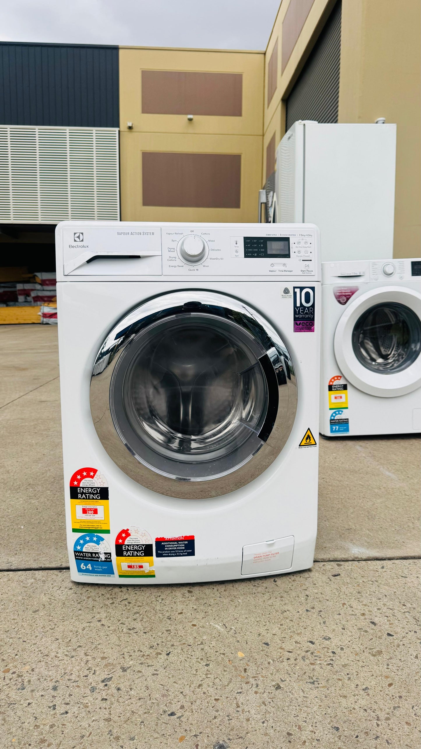 ELECTROLUX 7.5KGS FRONT LOADER WASHING MACHINE