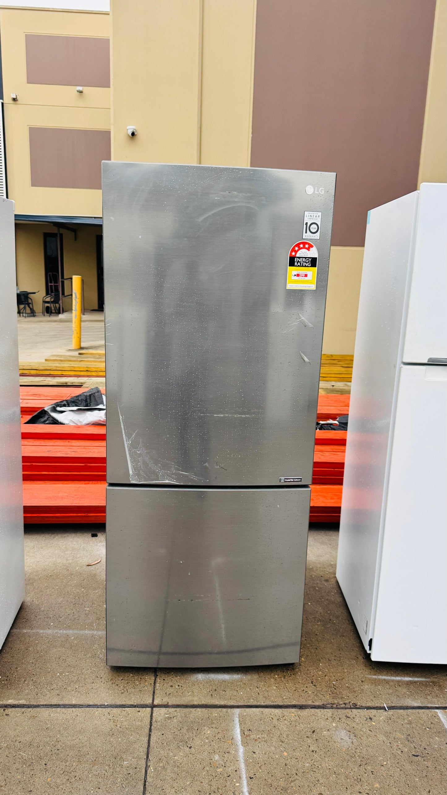 LG 450 LITRES FRIDGE FREEZER