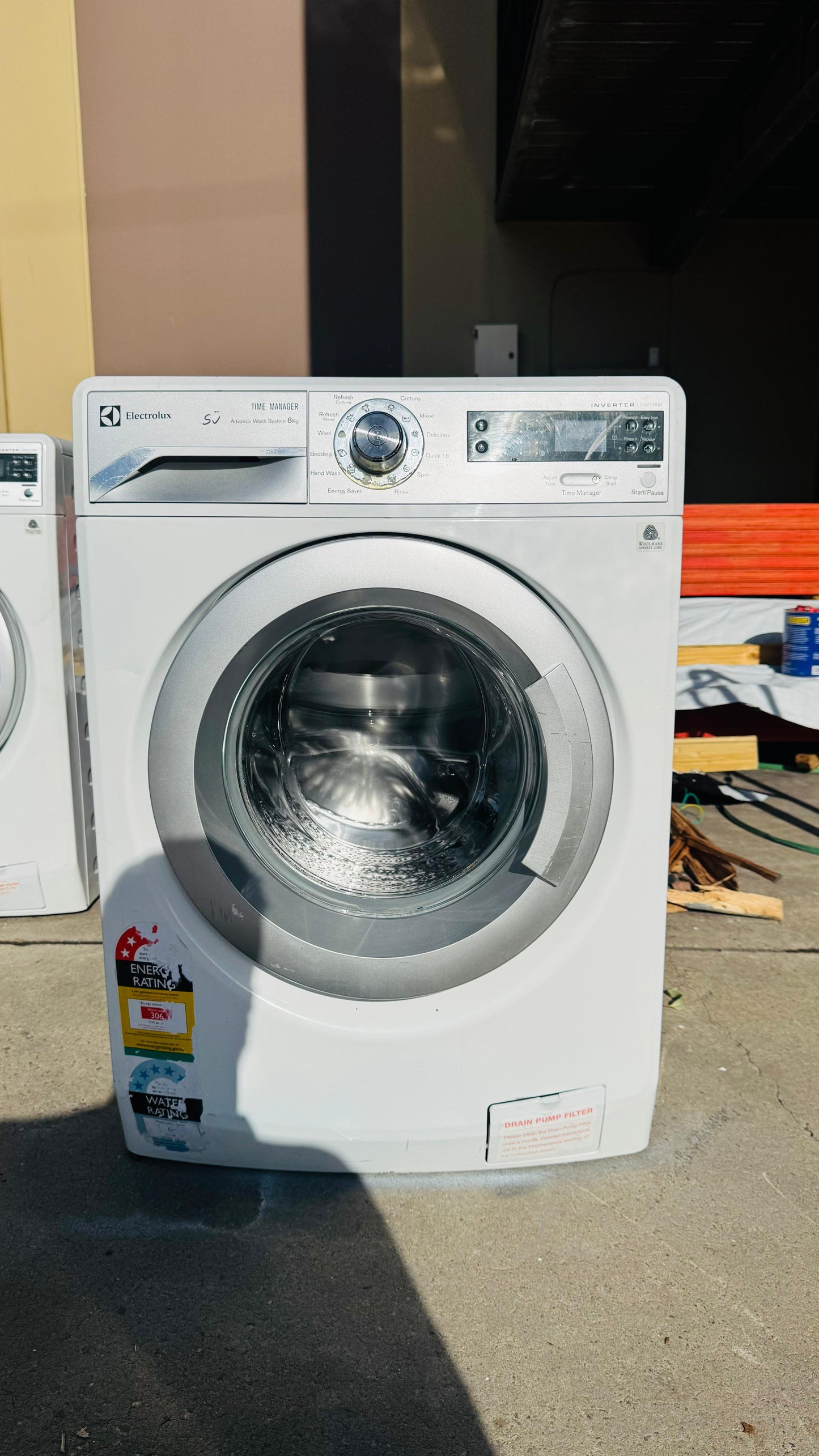 ELECTROLUX 8KGS FRONT LOADER WASHING MACHINE