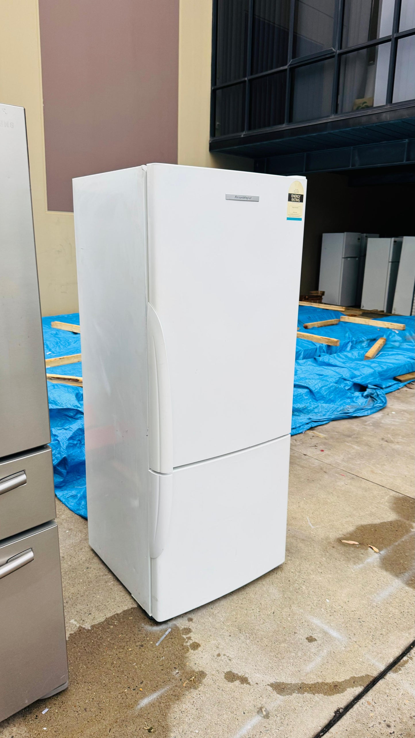 FISHER AND PAYKEL 442 LITRES FRIDGE FREEZER