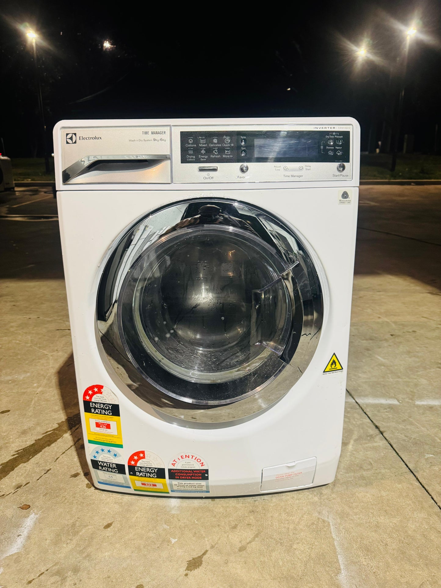 ELECTROLUX 9KGS FRONT LOADER WASHING MACHINE