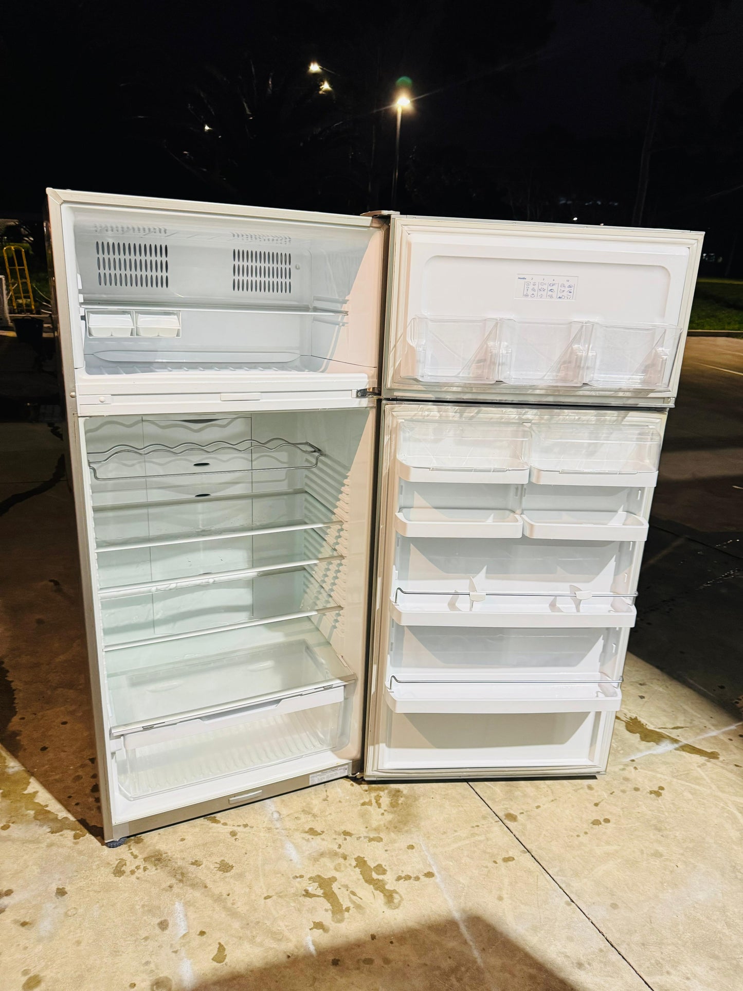 FISHER AND PAYKEL 519 LITRES FRIDGE FREEZER