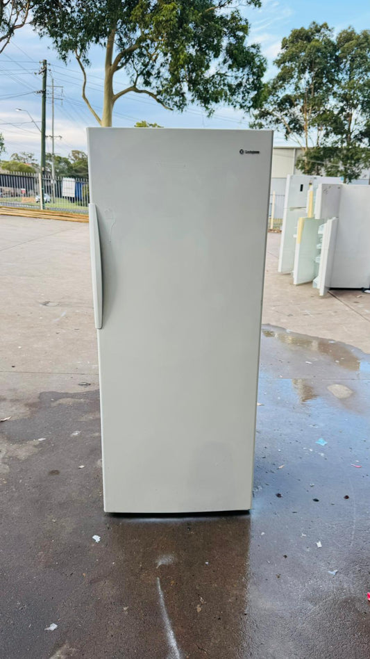 WESTINGHOUSE 430 LITRES FRIDGE FREEZER