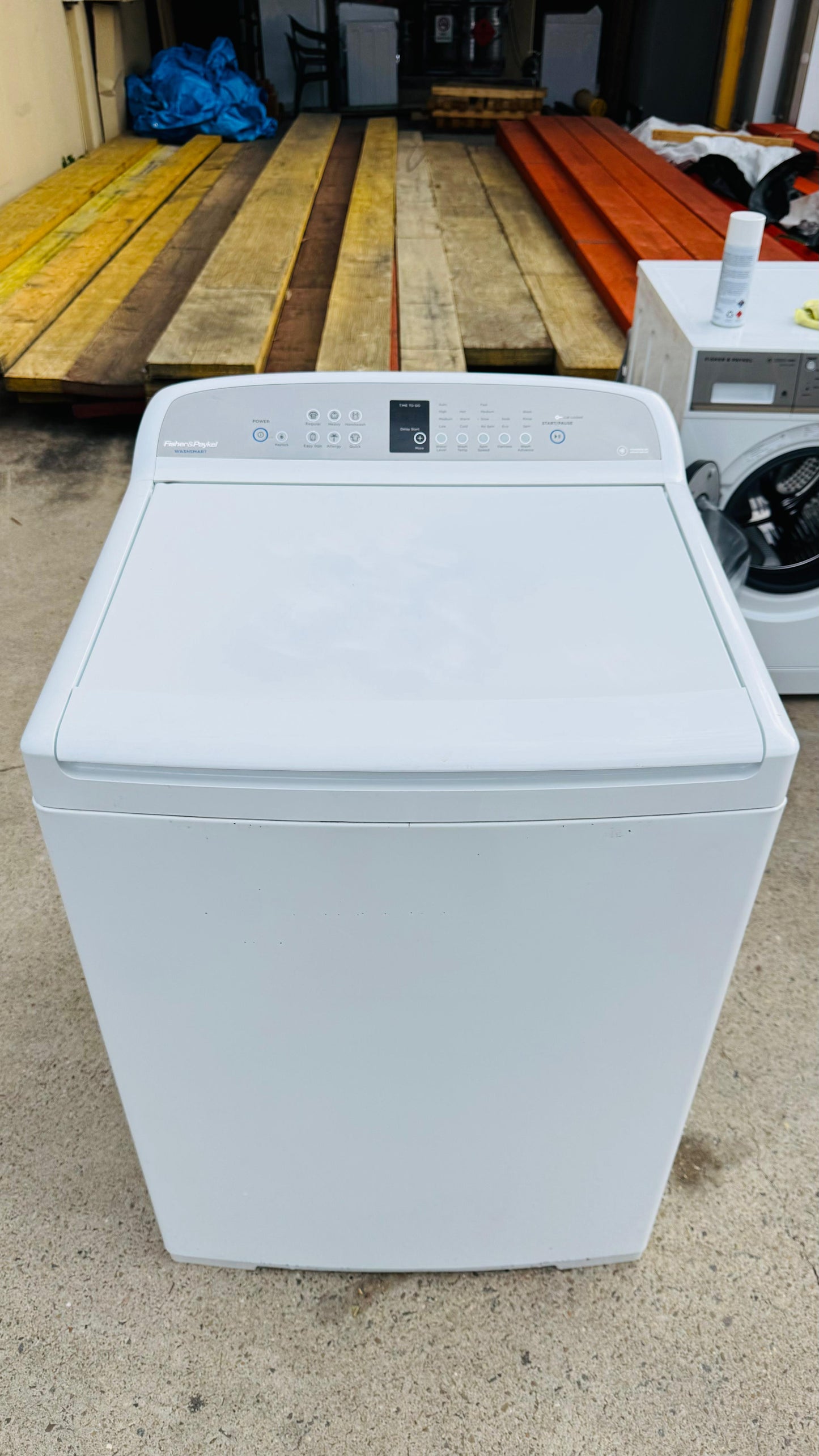 FISHER AND PAYKEL 10KGS TOP LOADER WASHING MACHINE