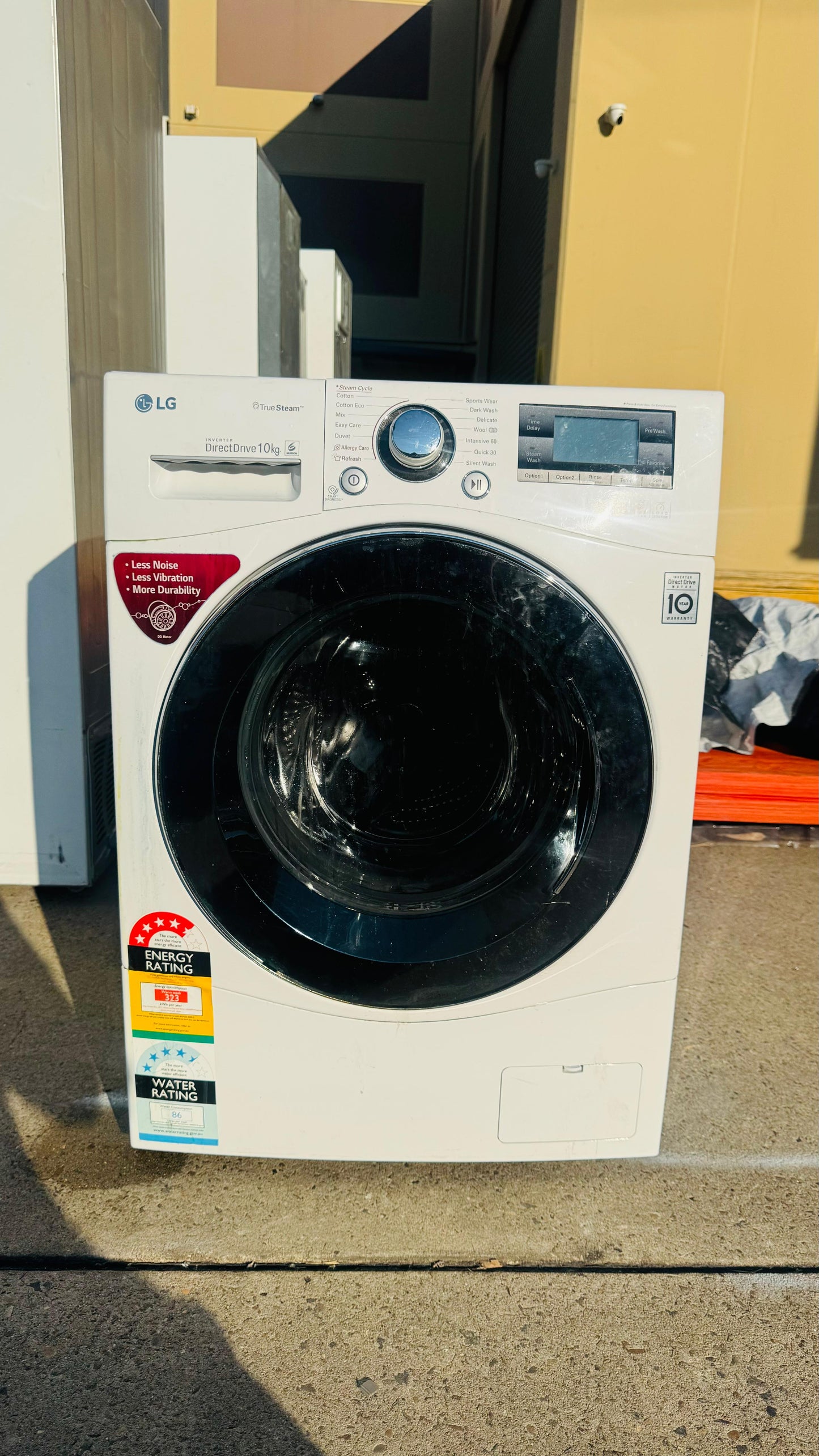 LG 10KGS FRONT LOADER WASHING MACHINE