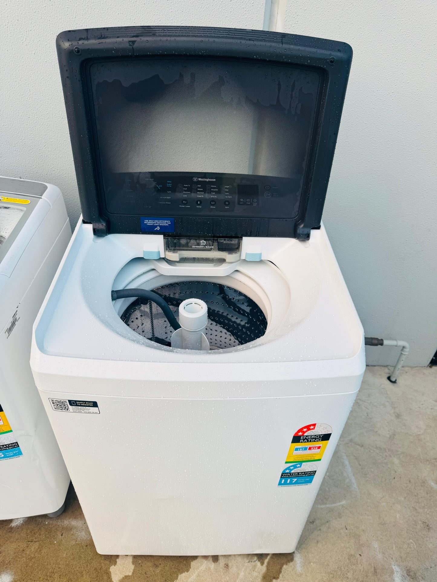 WESTINGHOUSE 8KGS TOP LOADER WASHING MACHINE