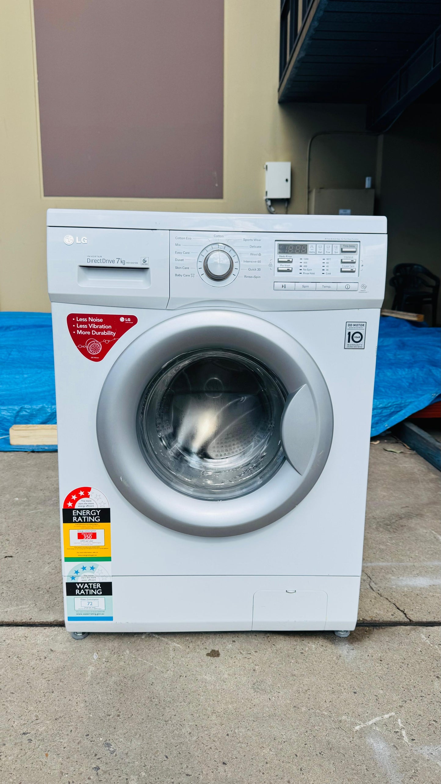 LG 7KGS FRONT LOADER WASHING MACHINE